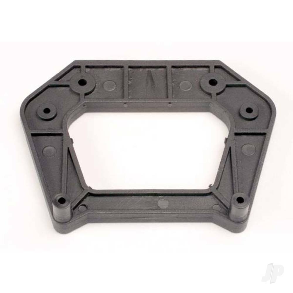 traxxas-shock-tower-front-2