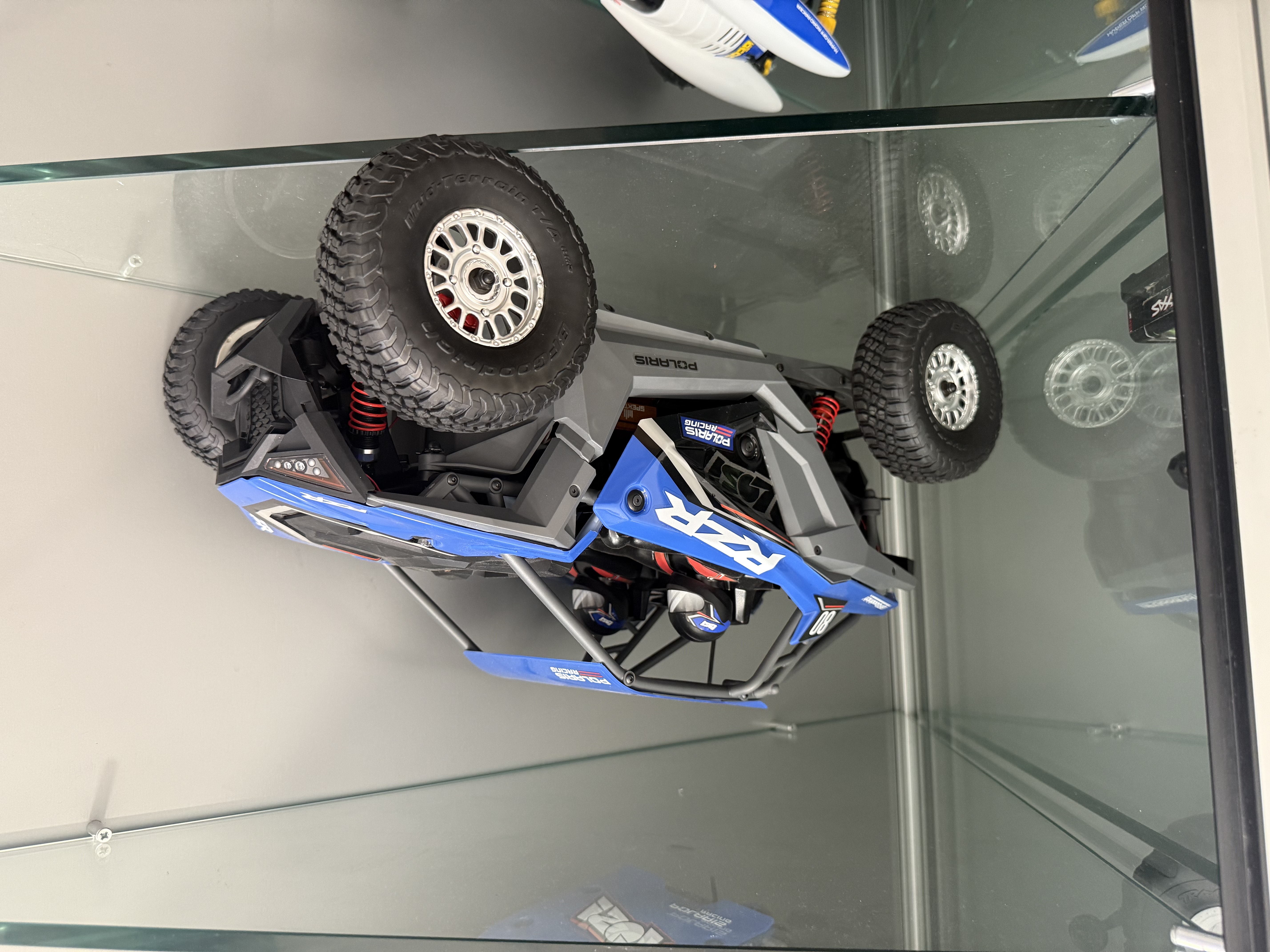 losi-rzr-rey-4wd-brushless-rtr-ex-display