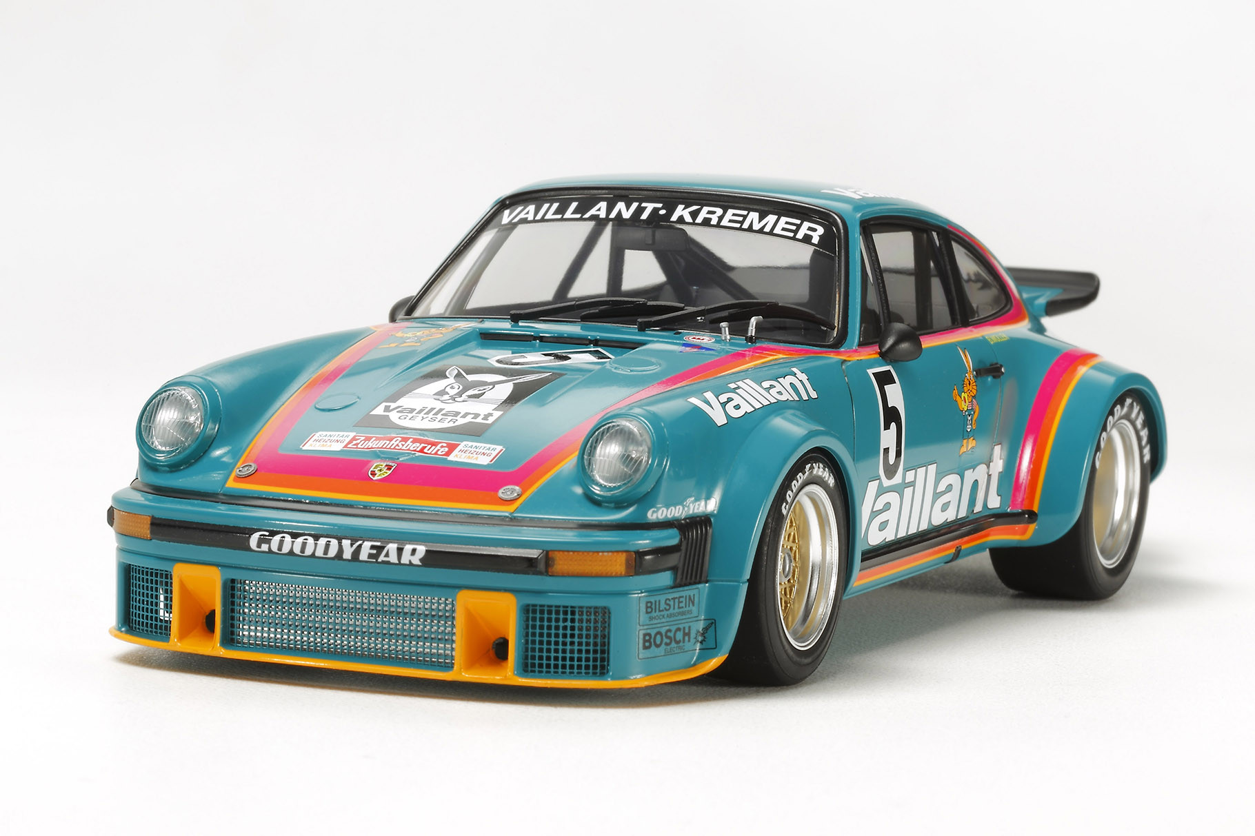 tamiya-124-porsche-934-vaillant