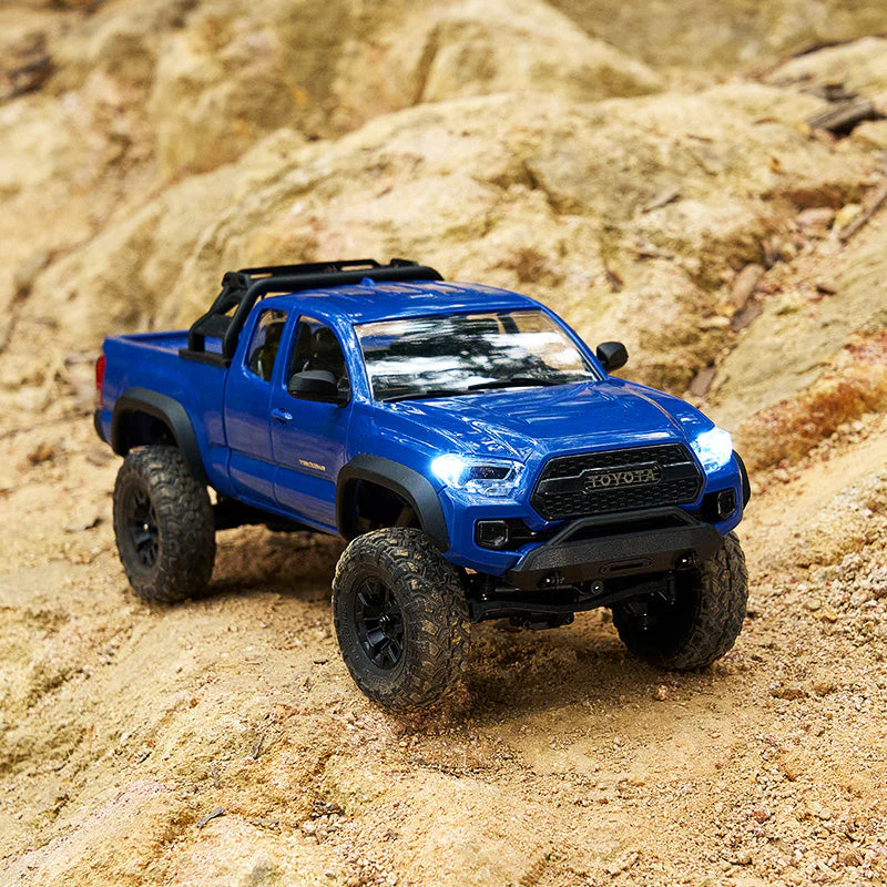 FMS 1:24 FCX24M Toyota Tacoma RTR - Blue-6