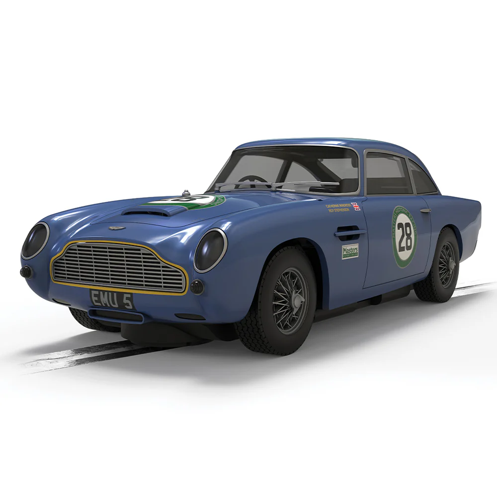 aston-martin-db5-blue-yellow-historic-gt-racing