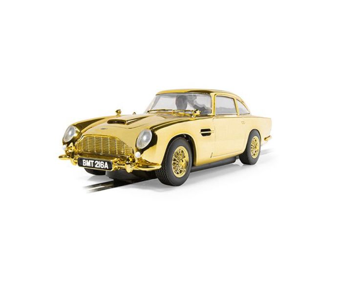 aston-martin-db5-james-bond-goldfinger-gold-edition