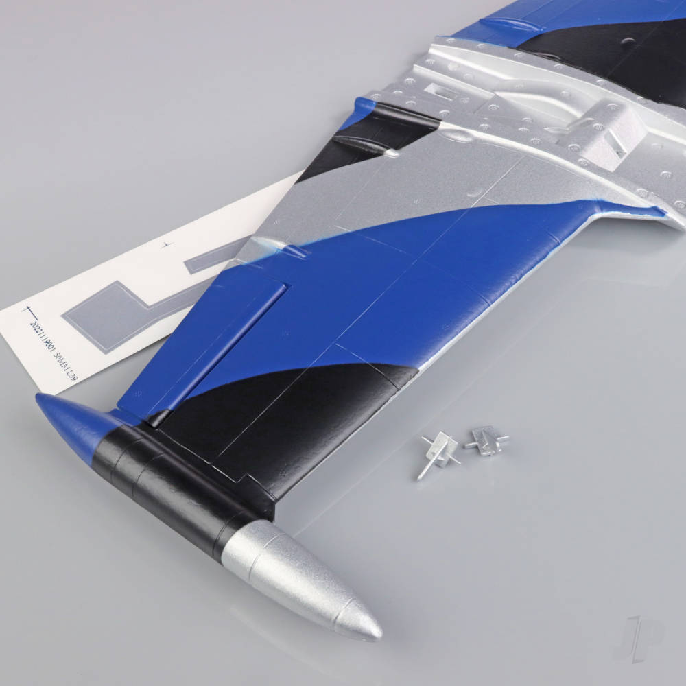 main-wing-set-painted-for-l-39