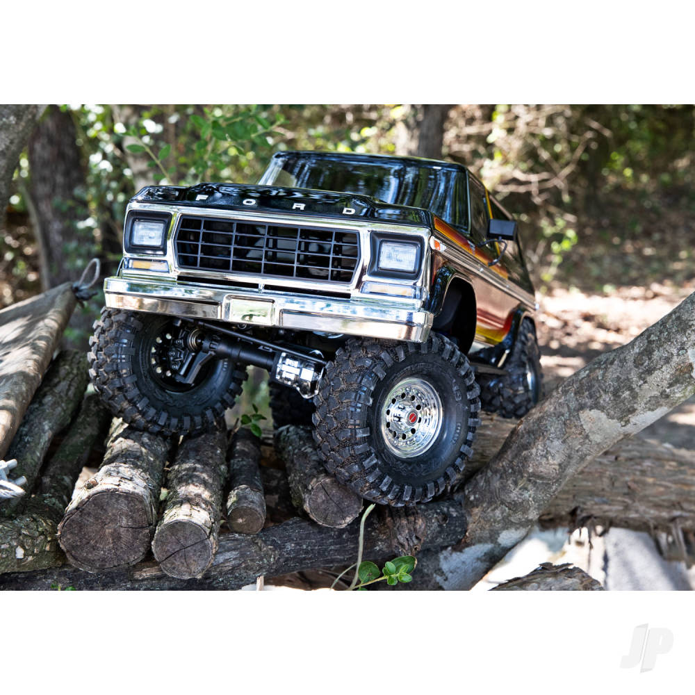 Traxxas TRX-4 1979 Ford Bronco 1:10 4X4 Electric RTD All-Terrain Crawler, Red (+ TQ 2-ch, XL-5 HV, Titan 550, Clipless Body)-7
