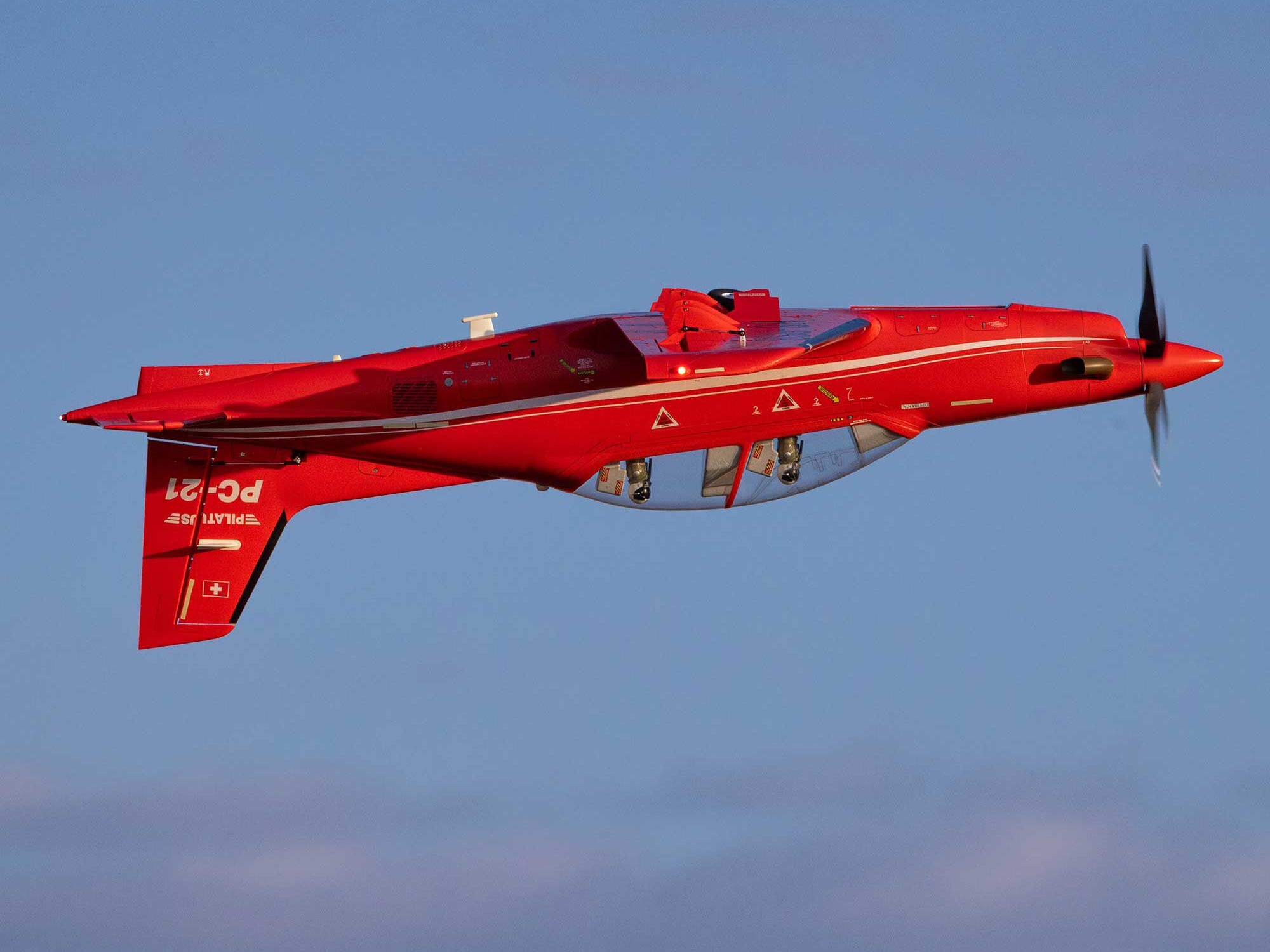 Pilatus PC-21 1.3m BNF Basic with AS3X+ and SAFE Select-26