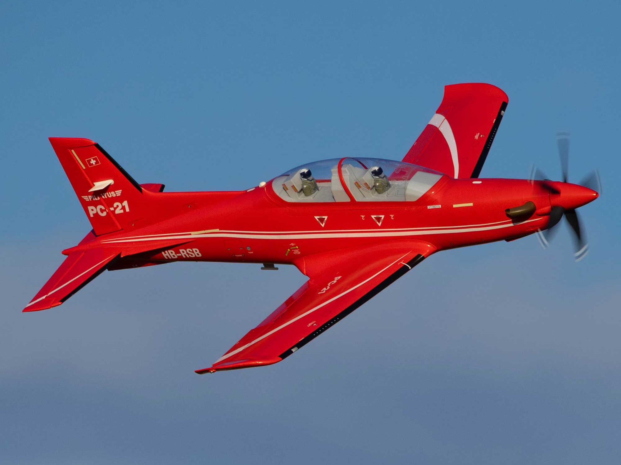 Pilatus PC-21 1.3m PNP-24