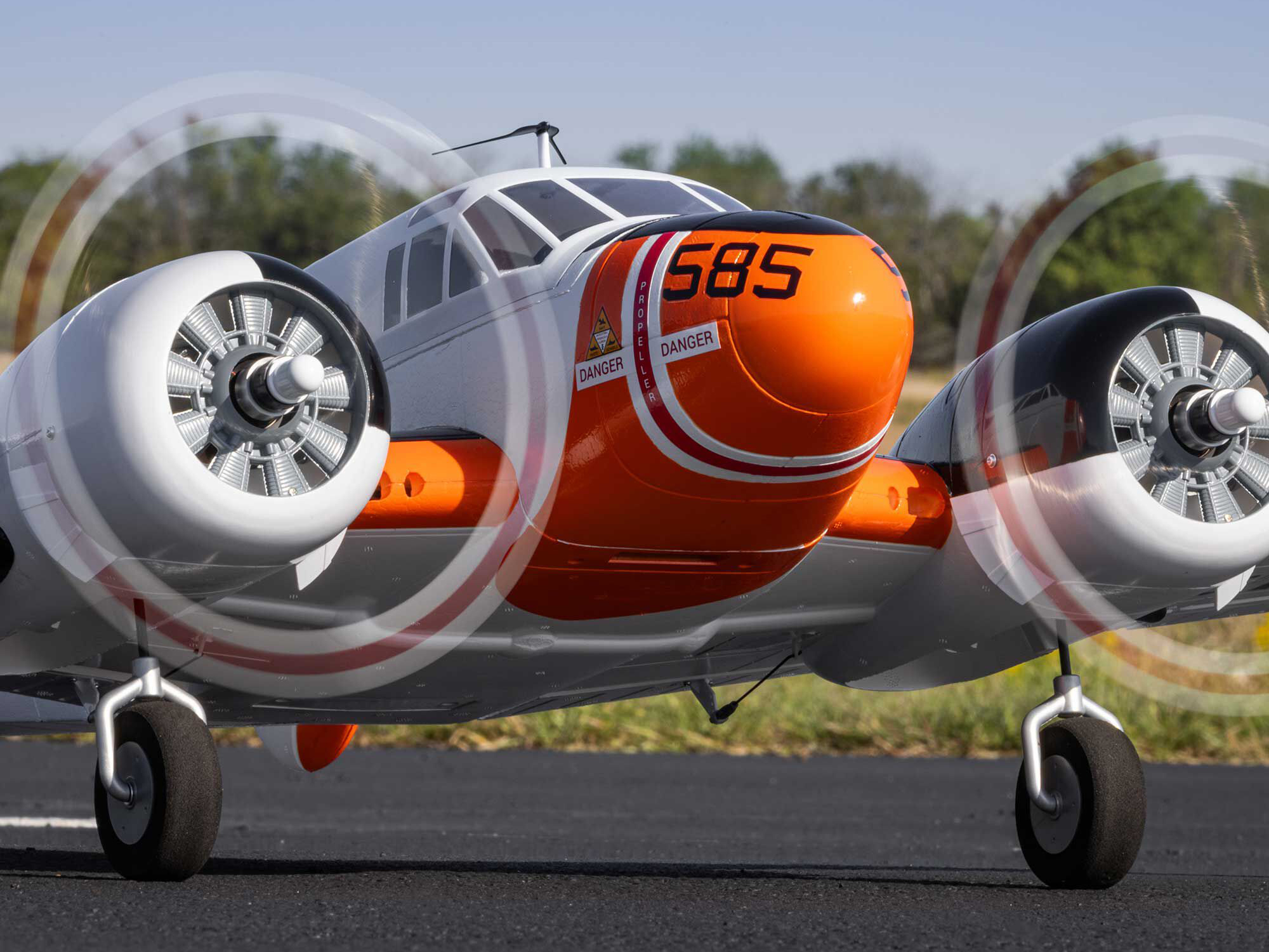 Beechcraft D18/RC-45J 1.5m PNP-25