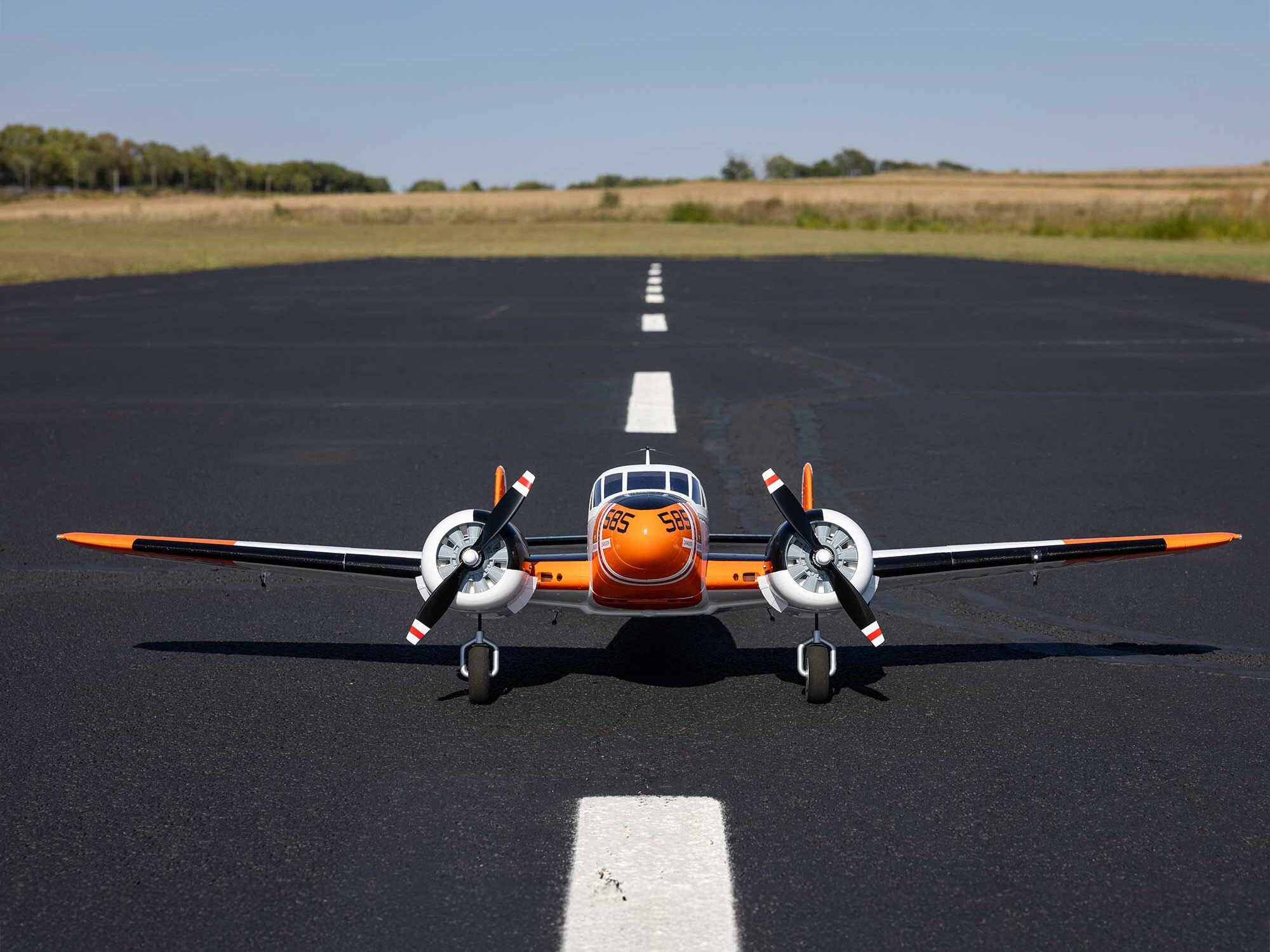 Beechcraft D18/RC-45J 1.5m PNP-26