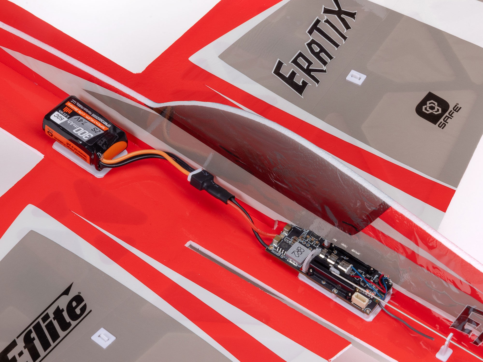 UMX Eratix 3D FF (Flat Foamy) 450mm BNF Basic with AS3X and-17