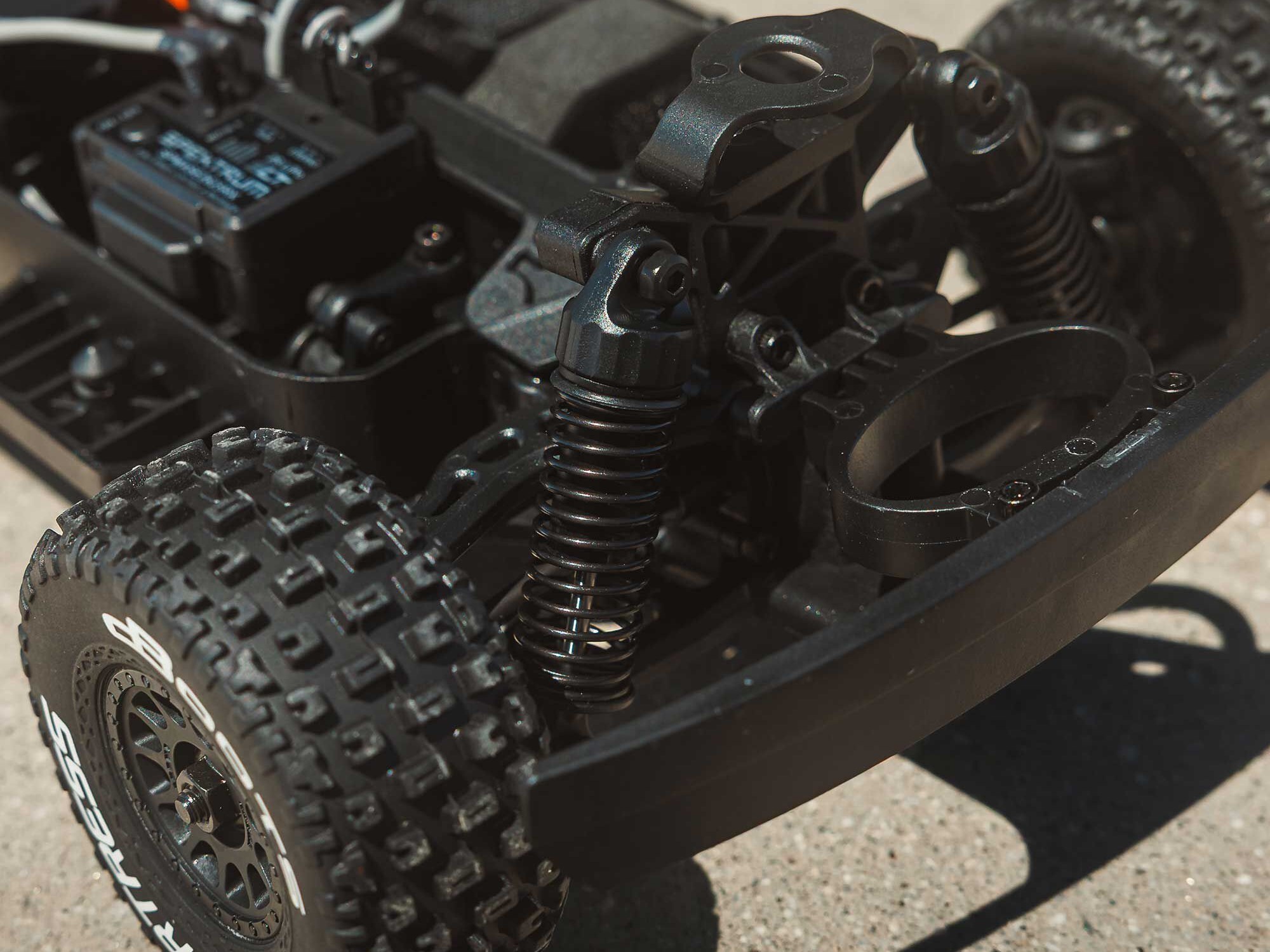 1/16 MOJAVE GROM 4X4 RTA KIT Brushed Desert Truck (Battery & Charger)-14