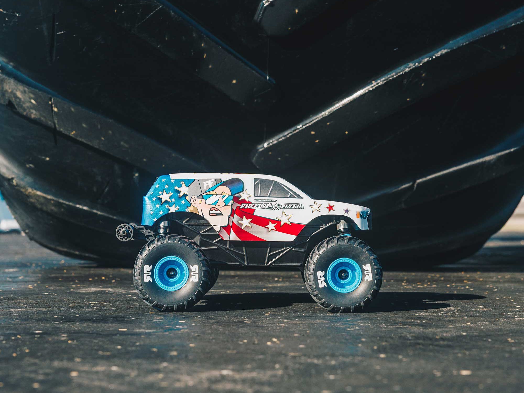 1/16 FREEDOM FLYER GROM 4X4 RTR Brushed Monster Truck (Batte-28