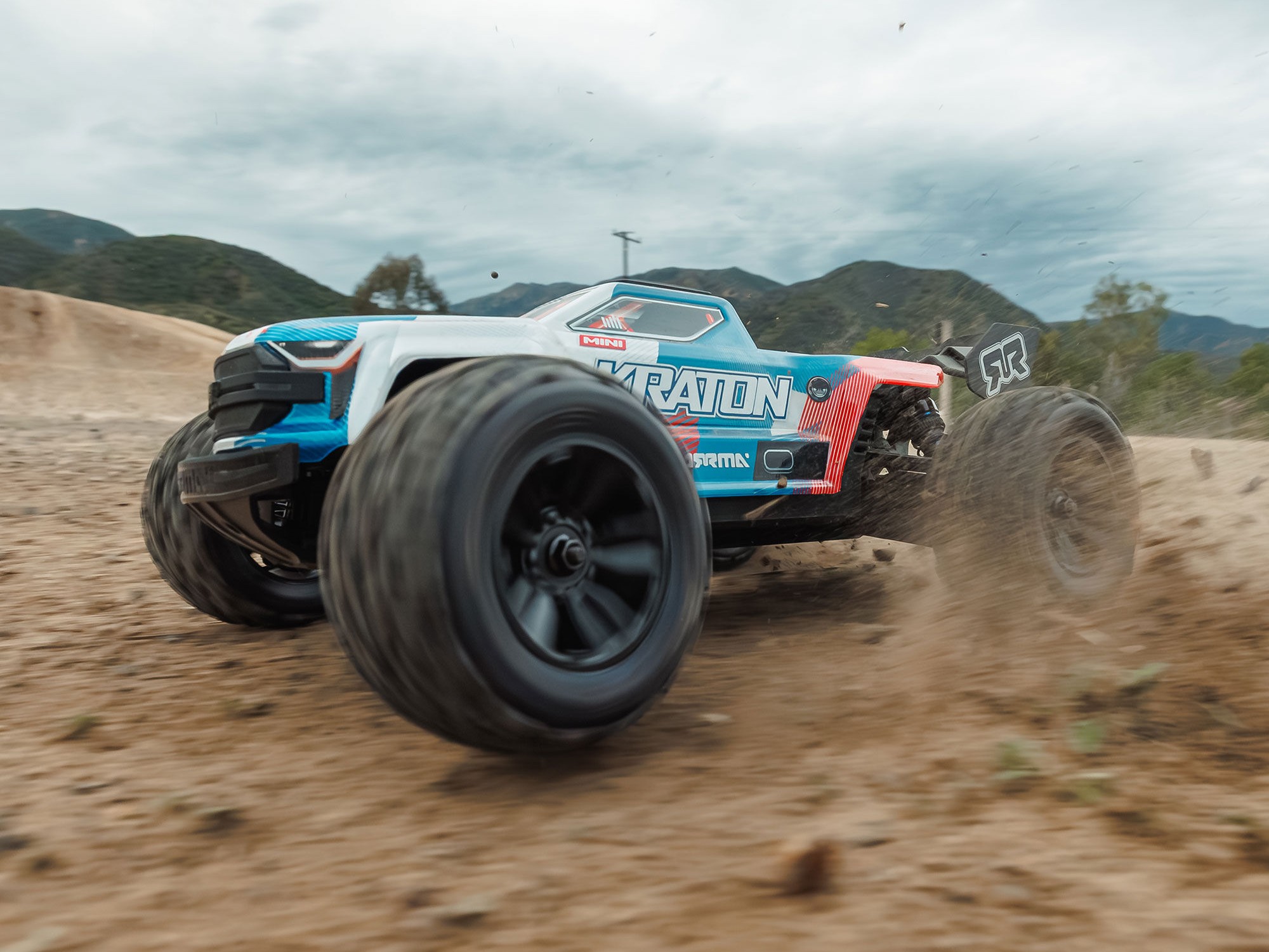 1/16 MINI KRATON 3S DSC 4X4 RTR with Batt/Charg, Red/Blue-19