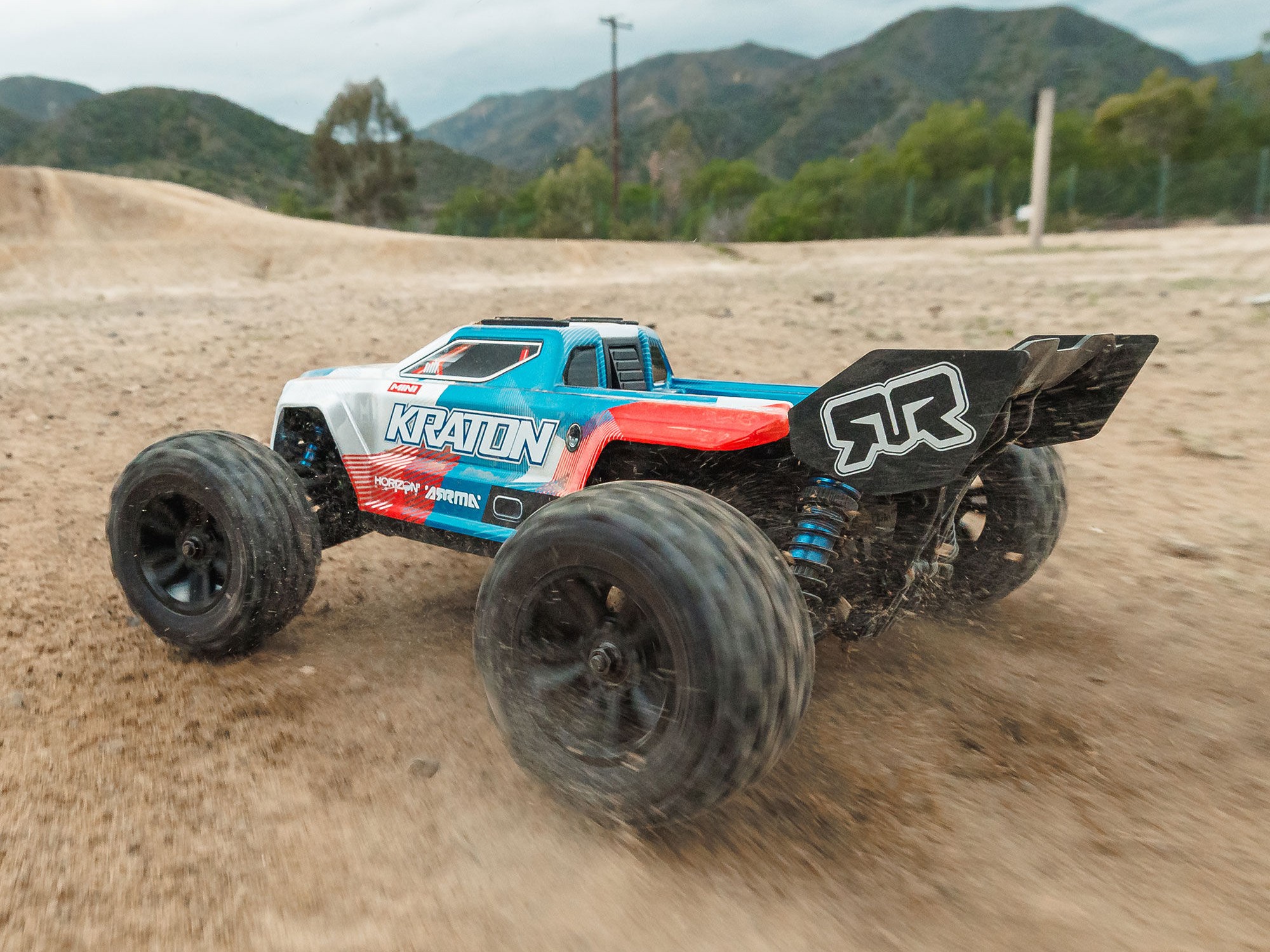 1/16 MINI KRATON 3S DSC 4X4 RTR with Batt/Charg, Red/Blue-20
