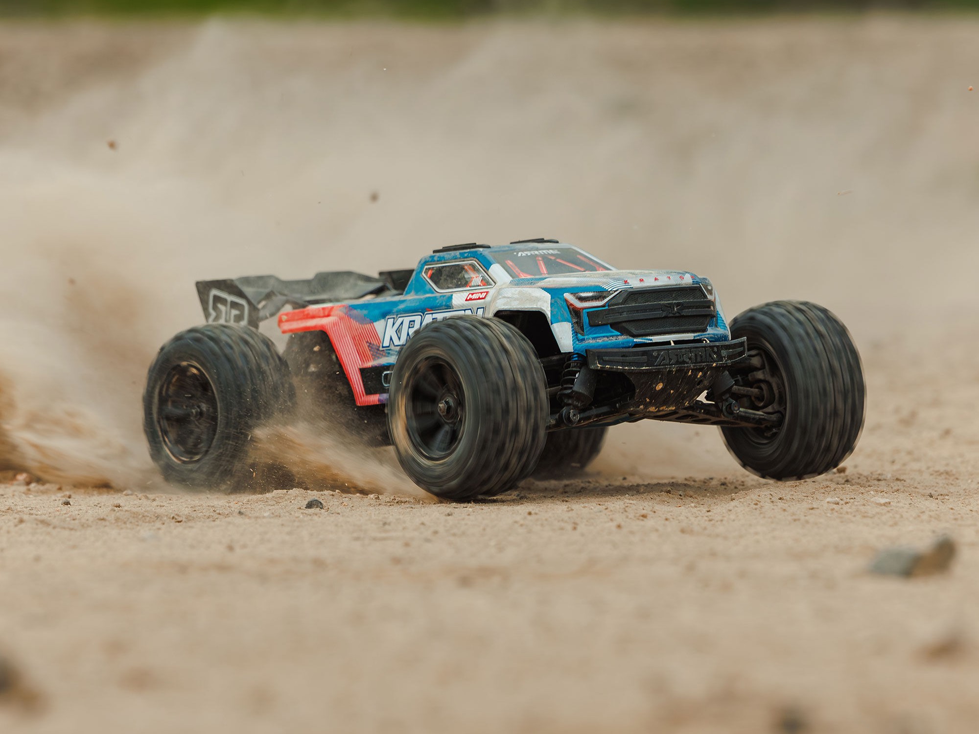 1/16 MINI KRATON 3S DSC 4X4 RTR with Batt/Charg, Red/Blue-22