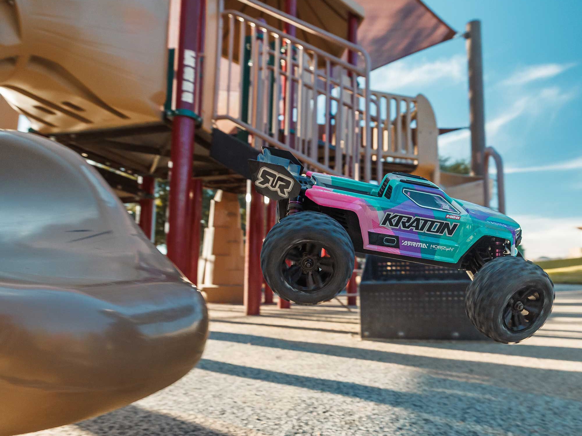1/16 MINI KRATON 3S DSC 4X4 RTR with Batt/Charg, Teal/Pink-22