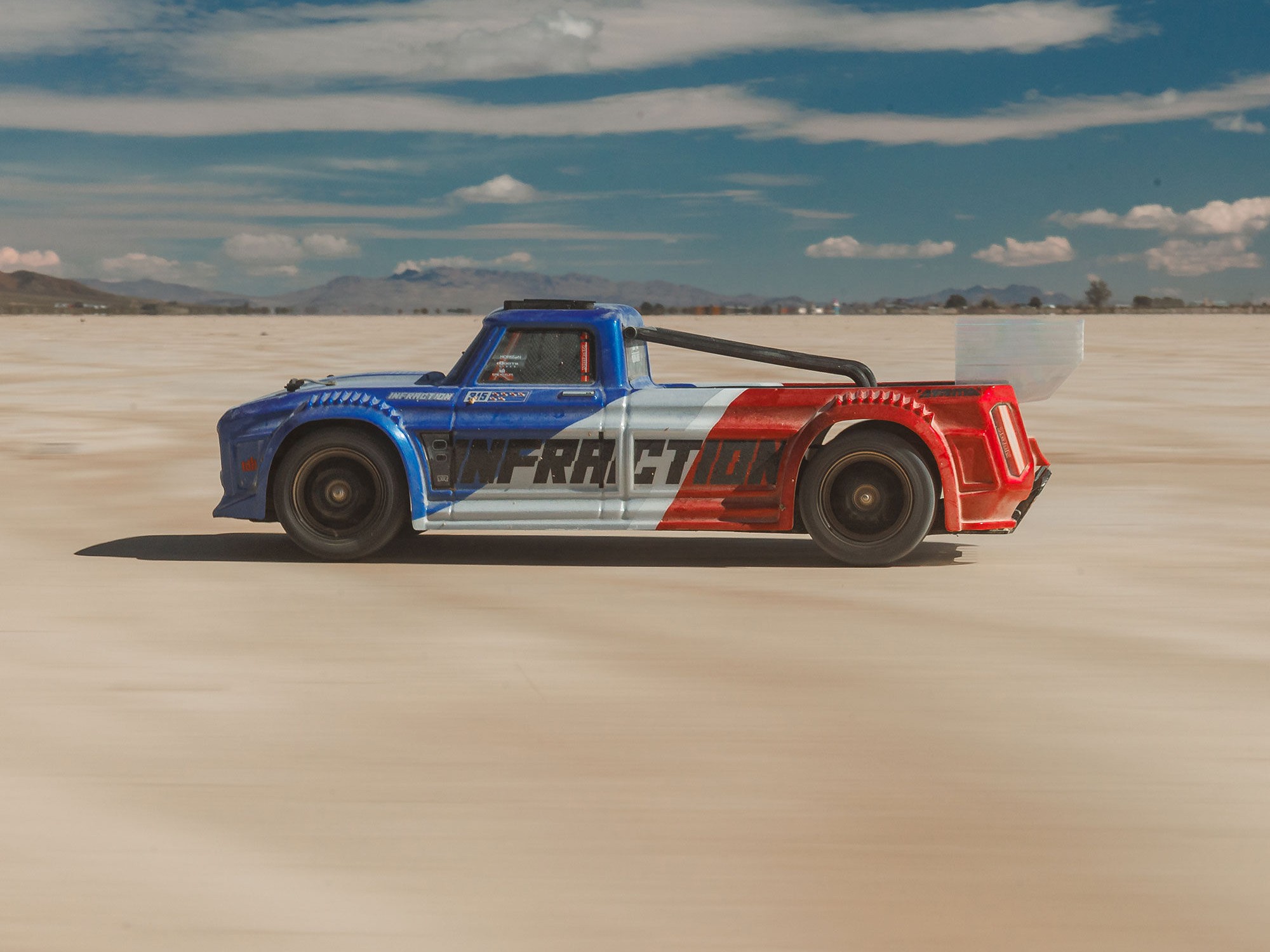 1/8 INFRACTION 223S DSC 4X4 RTR Street Bash, Blue/Red-21