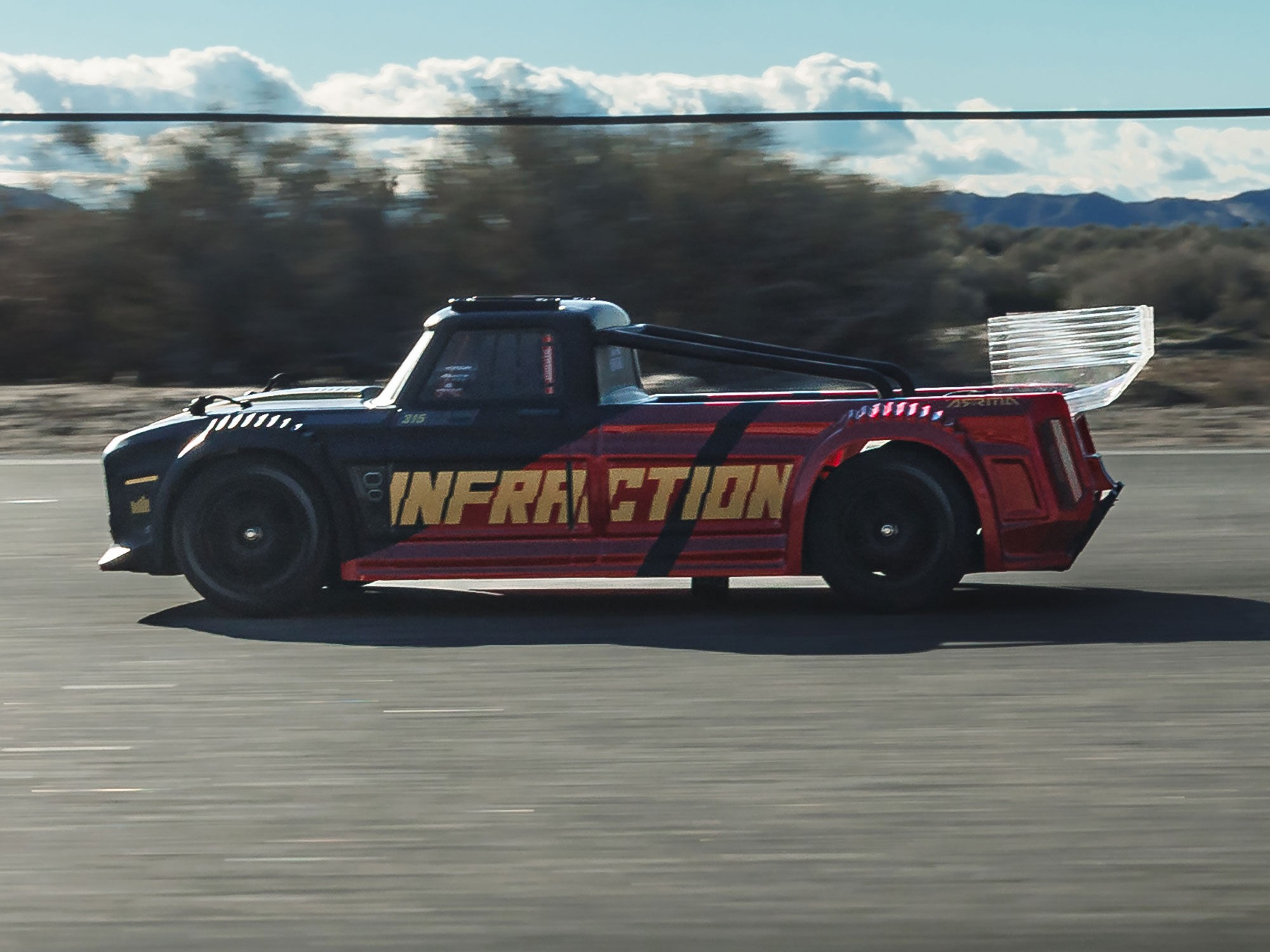 1/8 INFRACTION 223S DSC 4X4 RTR Street Bash, Red/Black-17
