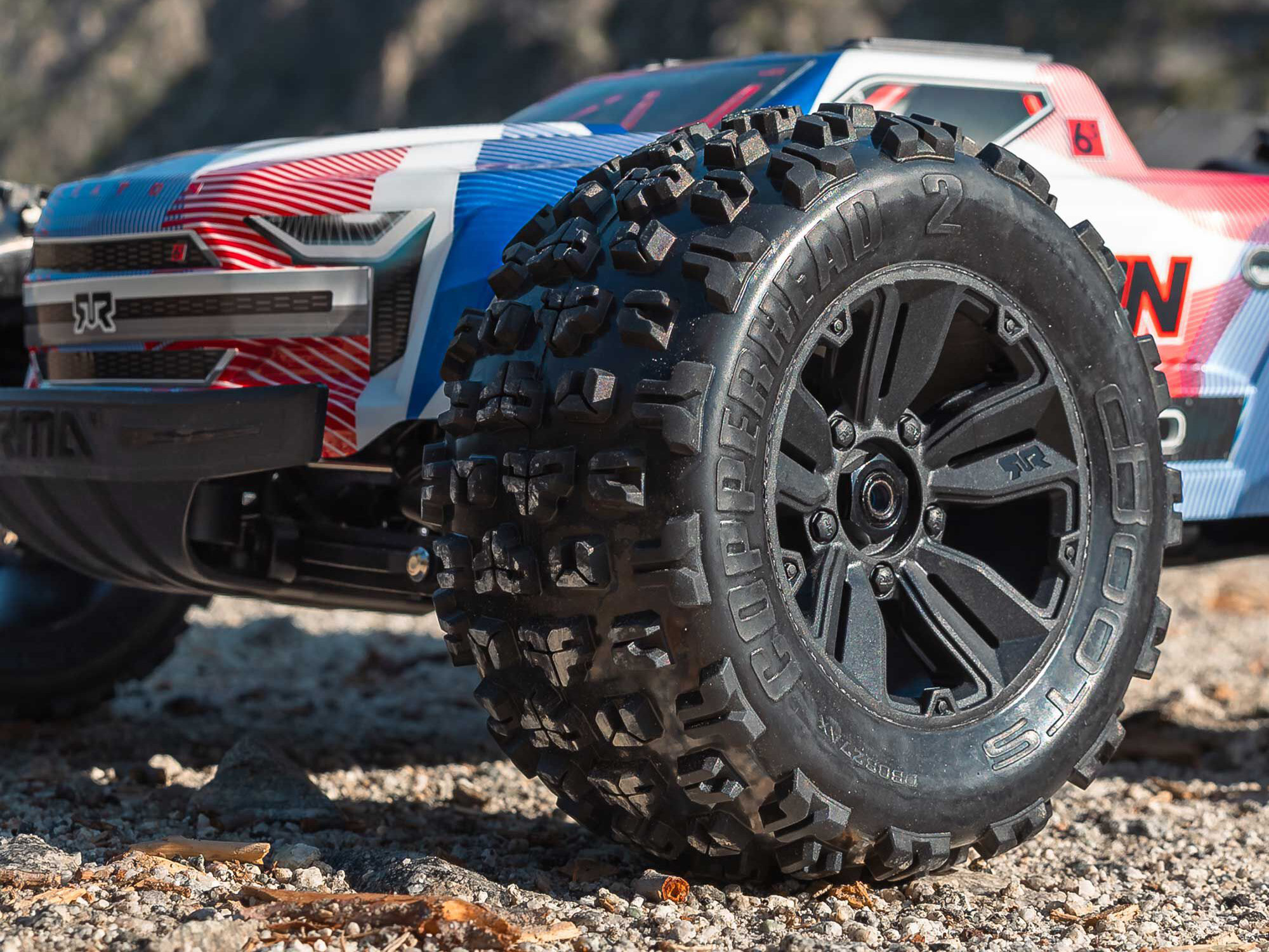 1/8 KRATON 6S V6 4X4 BLX Speed Monster Truck RTR Blue/Red-17