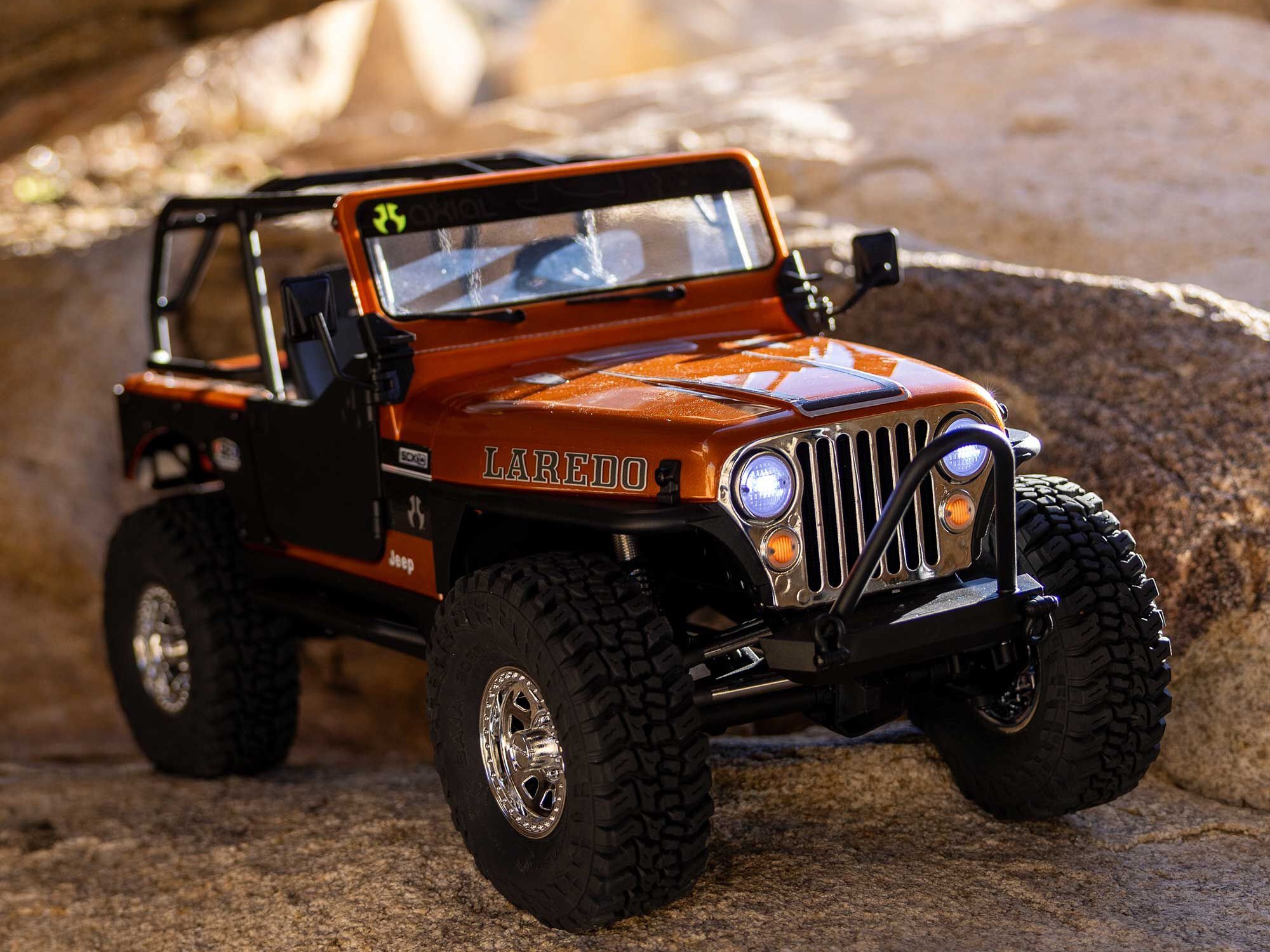 1/10 SCX10 III Jeep CJ-7 4X4 RTR Rock Crawler, Copper-20