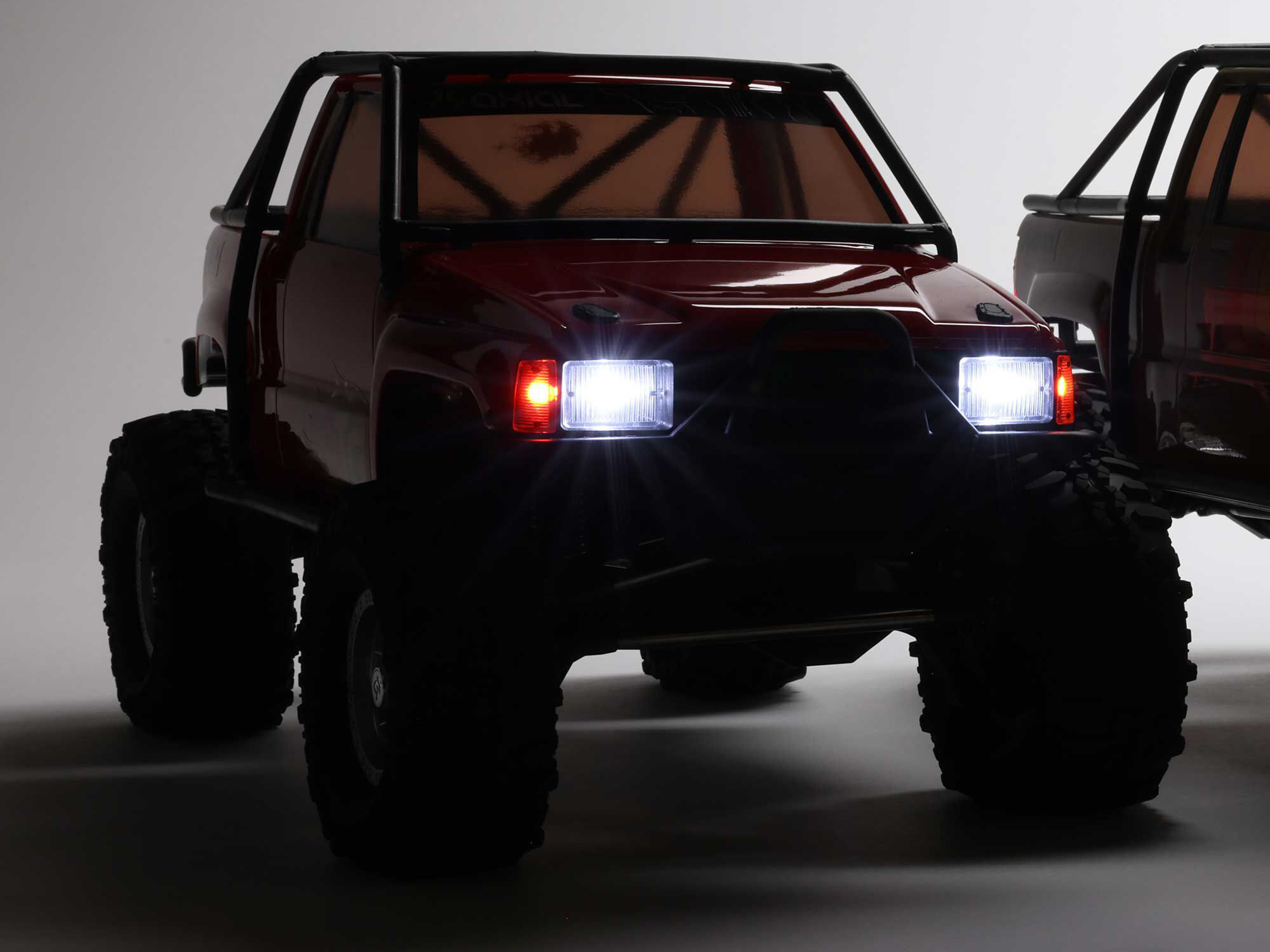 1/10 SCX10 III 1987 Toyota SR5 4X4 RTR Brushed Rock Crawler - Red-19