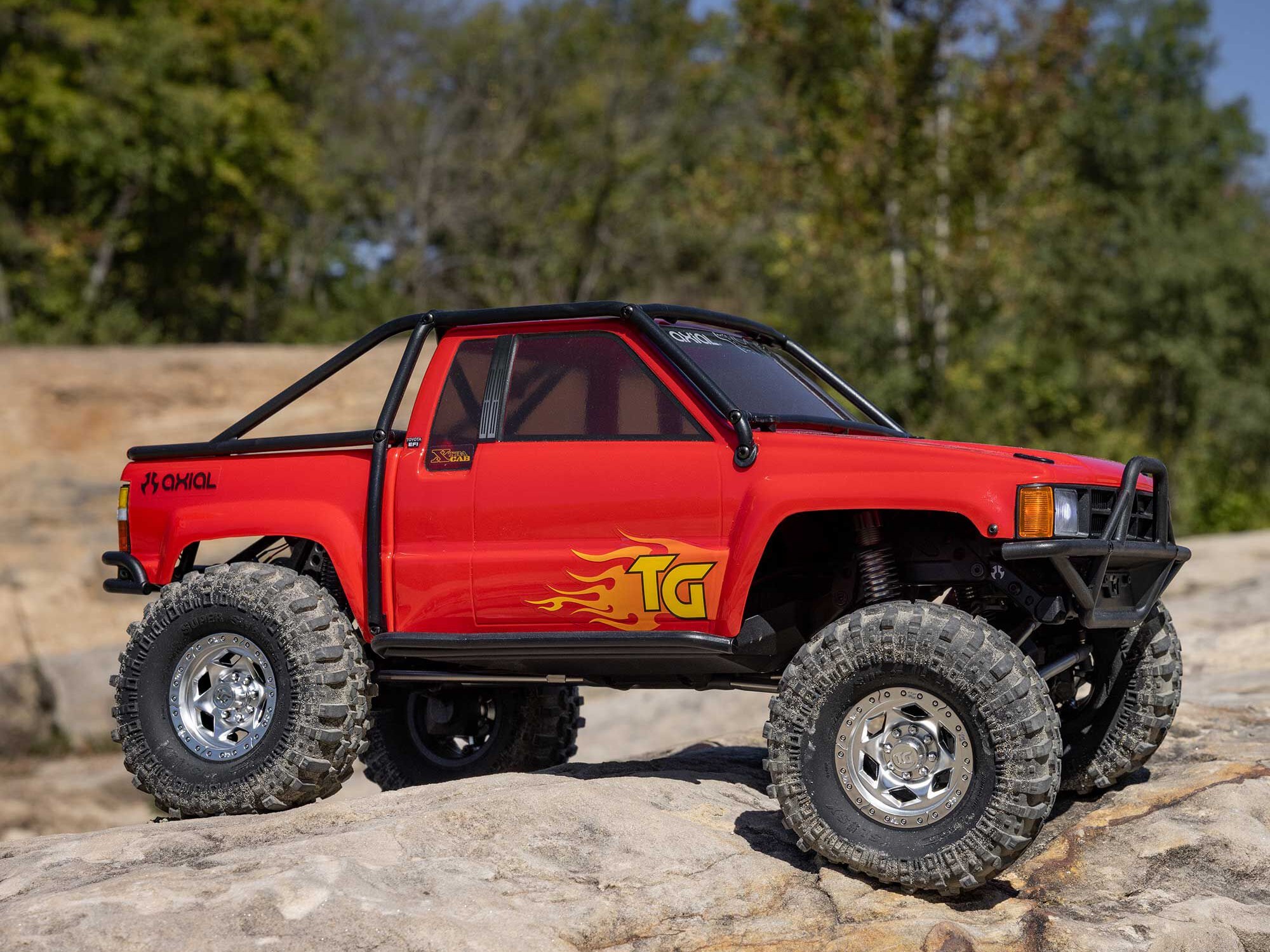 1/10 SCX10 III 1987 Toyota SR5 4X4 RTR Brushed Rock Crawler - Red-27