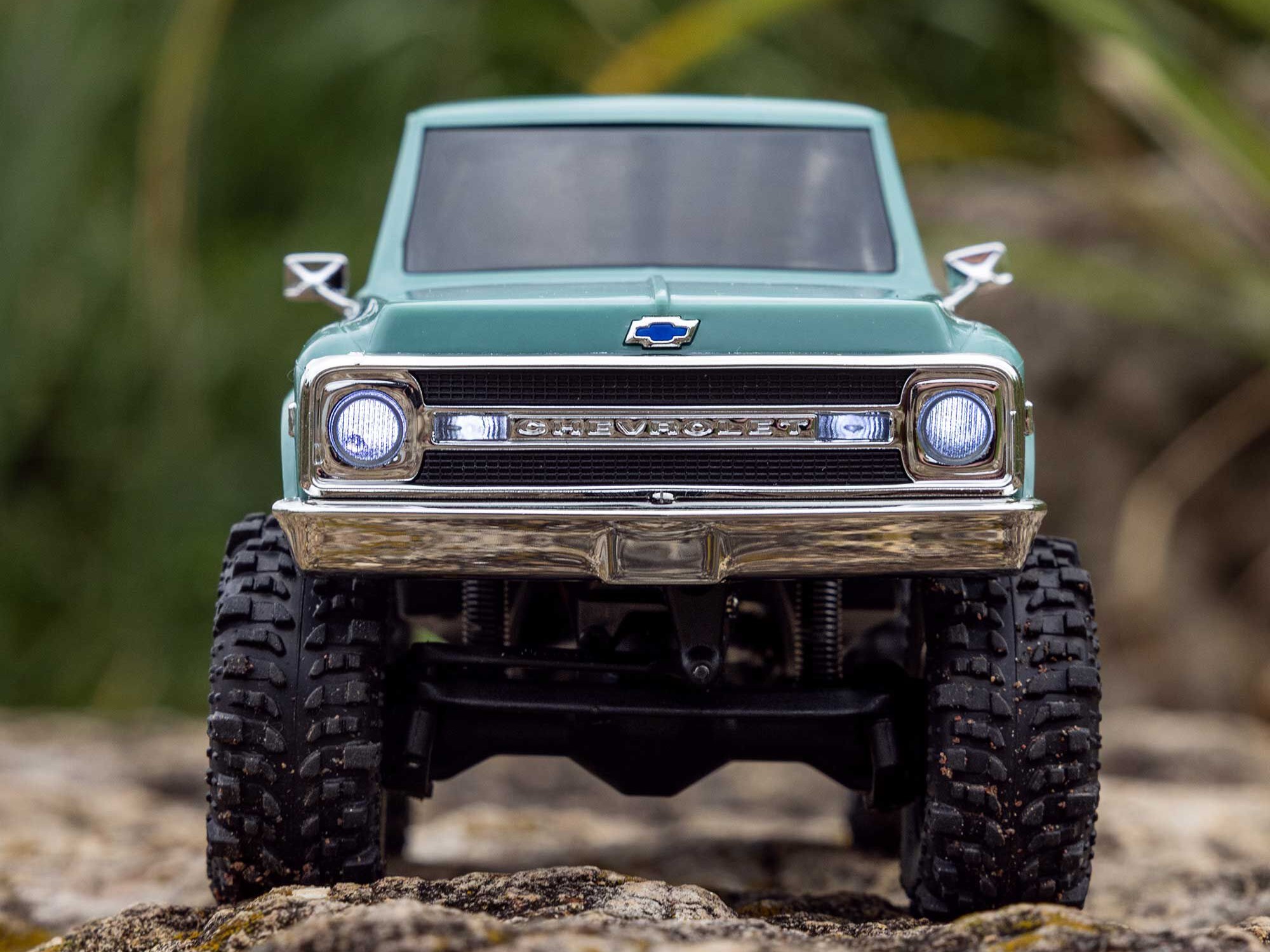 1/30 SCX30 Chevrolet K10 4X4 RTR Rock Crawler Green-18