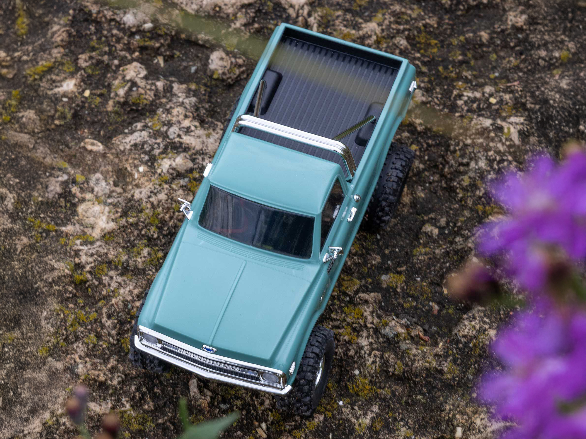 1/30 SCX30 Chevrolet K10 4X4 RTR Rock Crawler Green-19