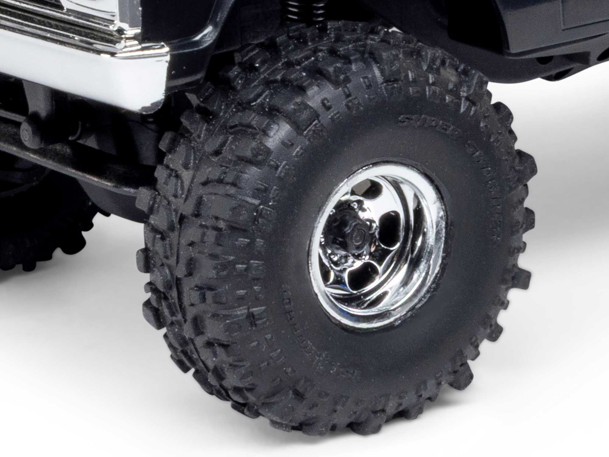 1/30 SCX30 Chevrolet K10 4X4 RTR Rock Crawler Black-12