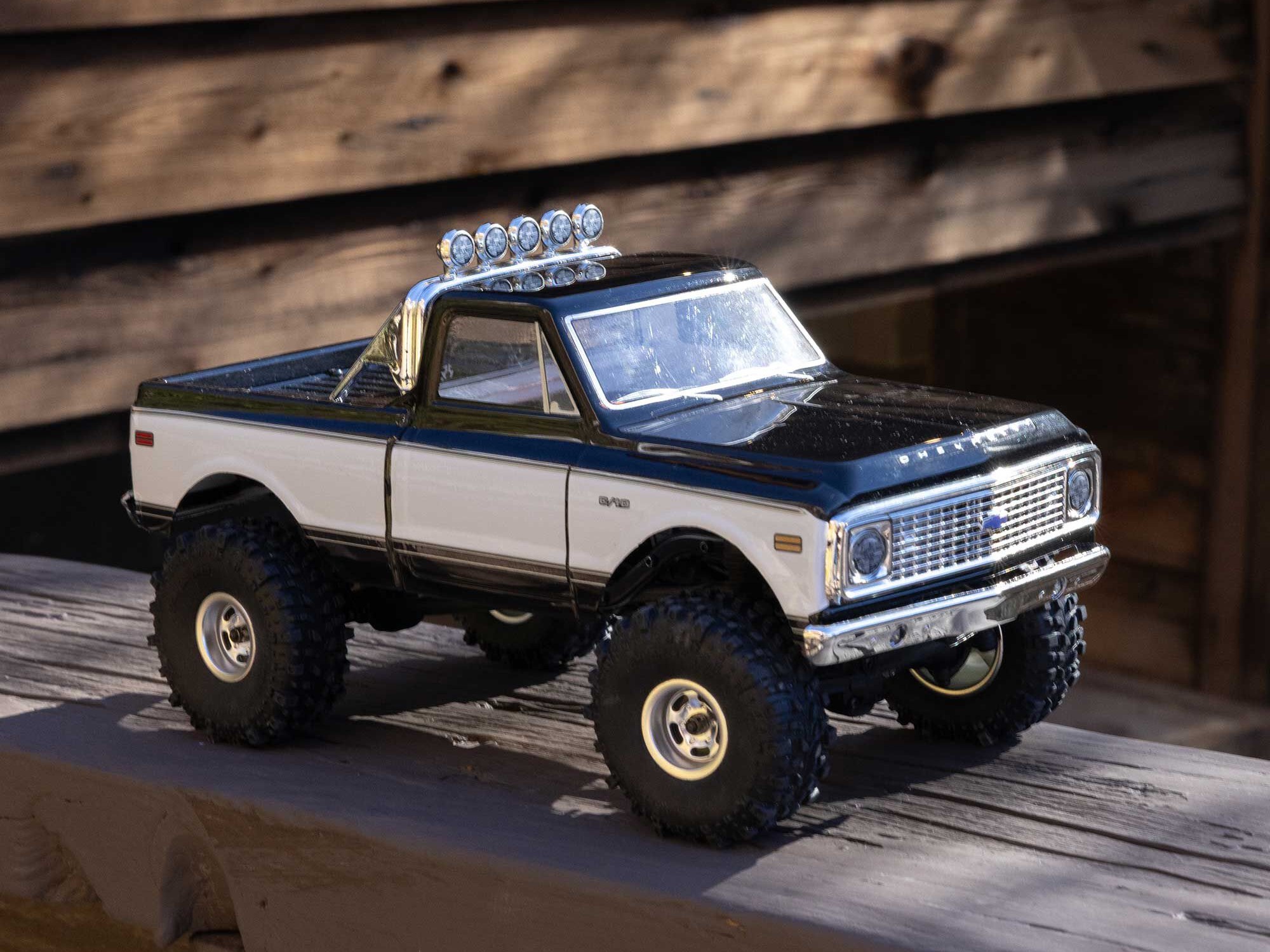 1/24 SCX24 1971 Chevrolet C10 4WD Truck RTR, Black-23