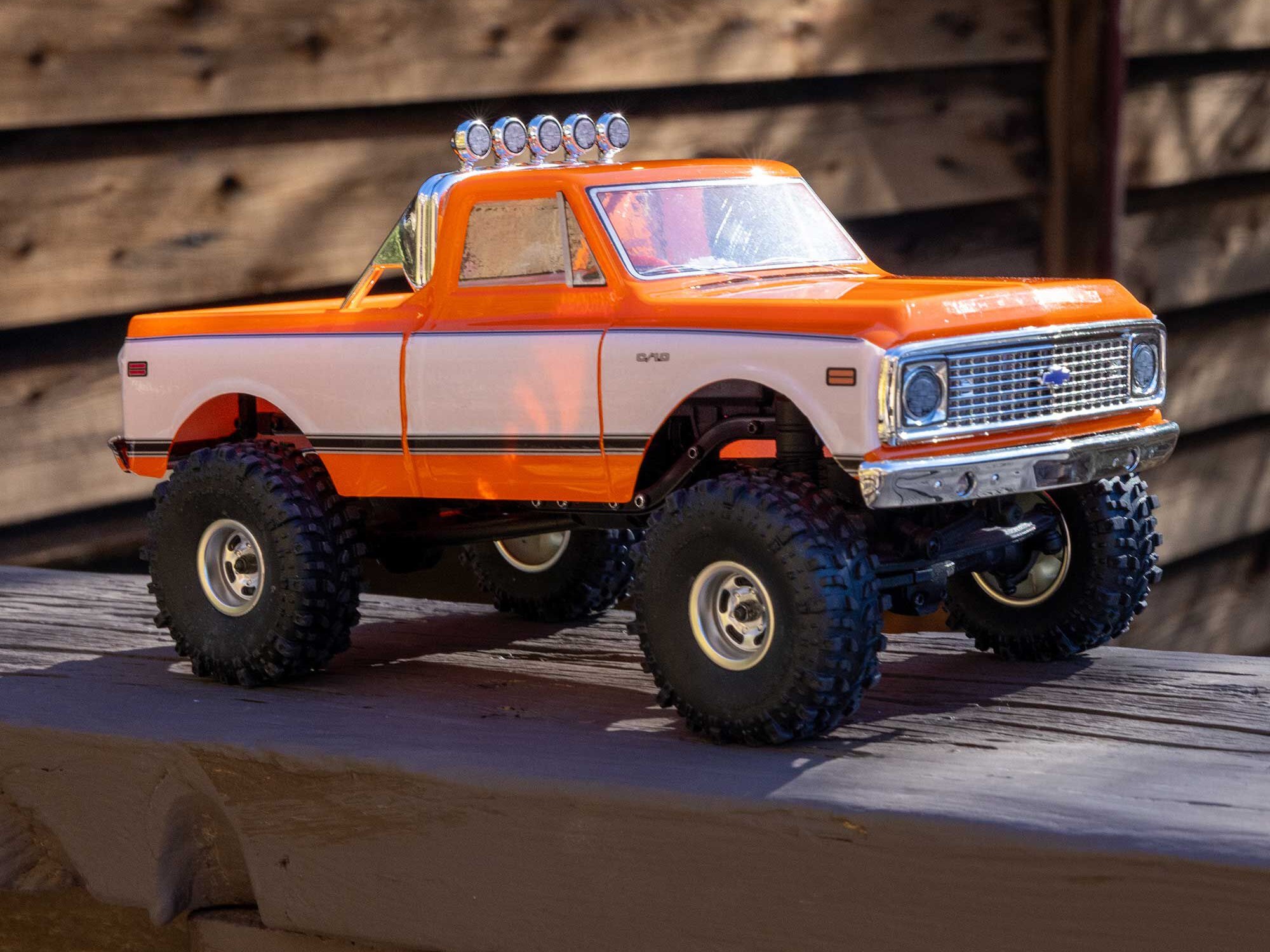 1/24 SCX24 1971 Chevrolet C10 4WD Truck RTR, Orange-24