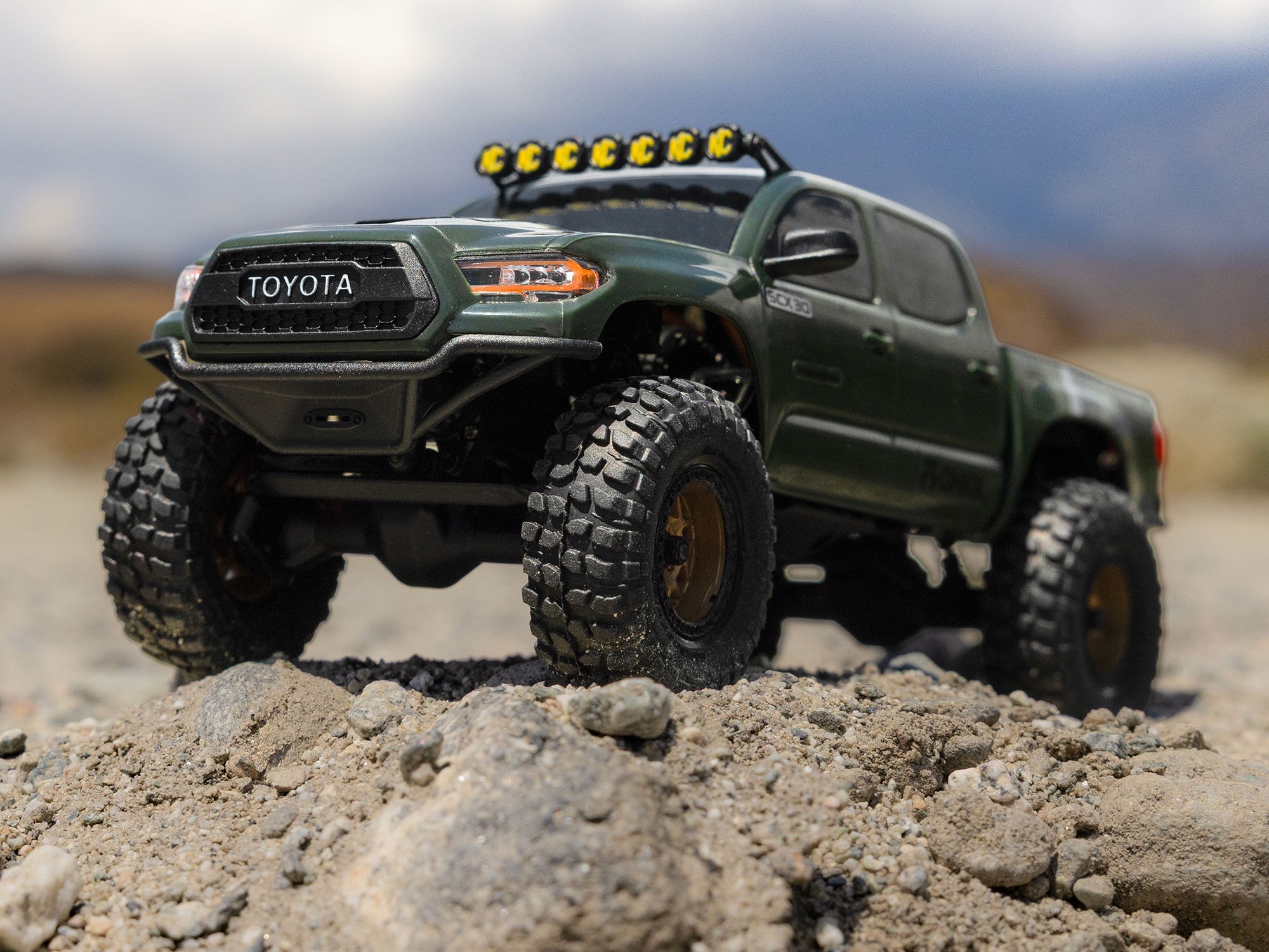 1/30 SCX30 Toyota Tacoma TRD Pro Extreme Off-Road 4X4 RTR-24