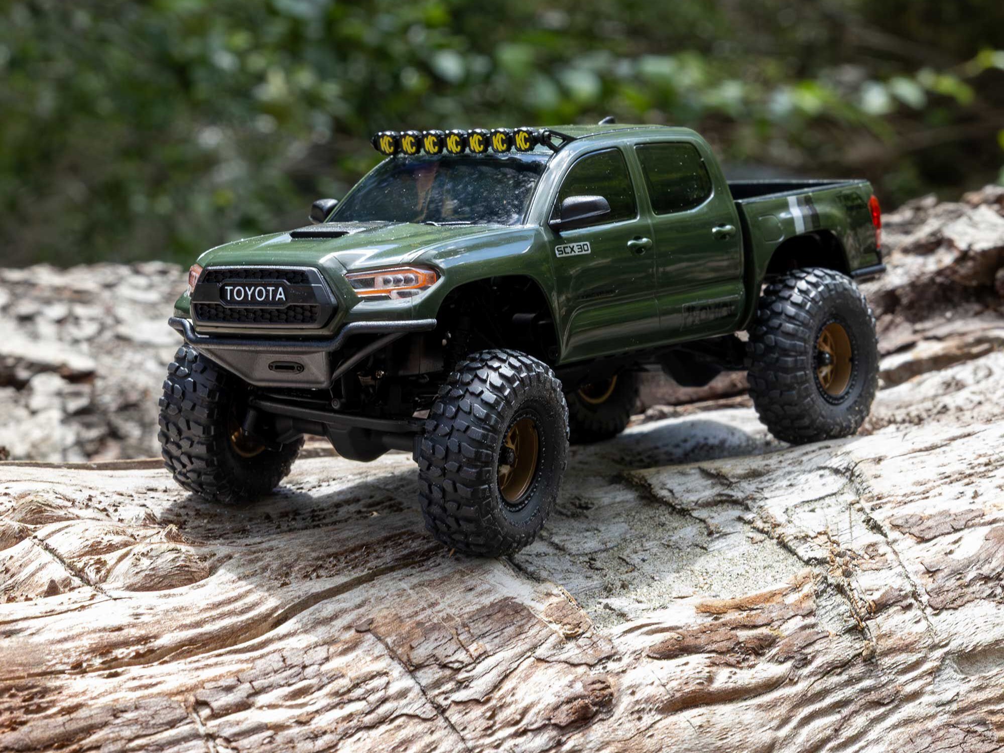 1/30 SCX30 Toyota Tacoma TRD Pro Extreme Off-Road 4X4 RTR-26