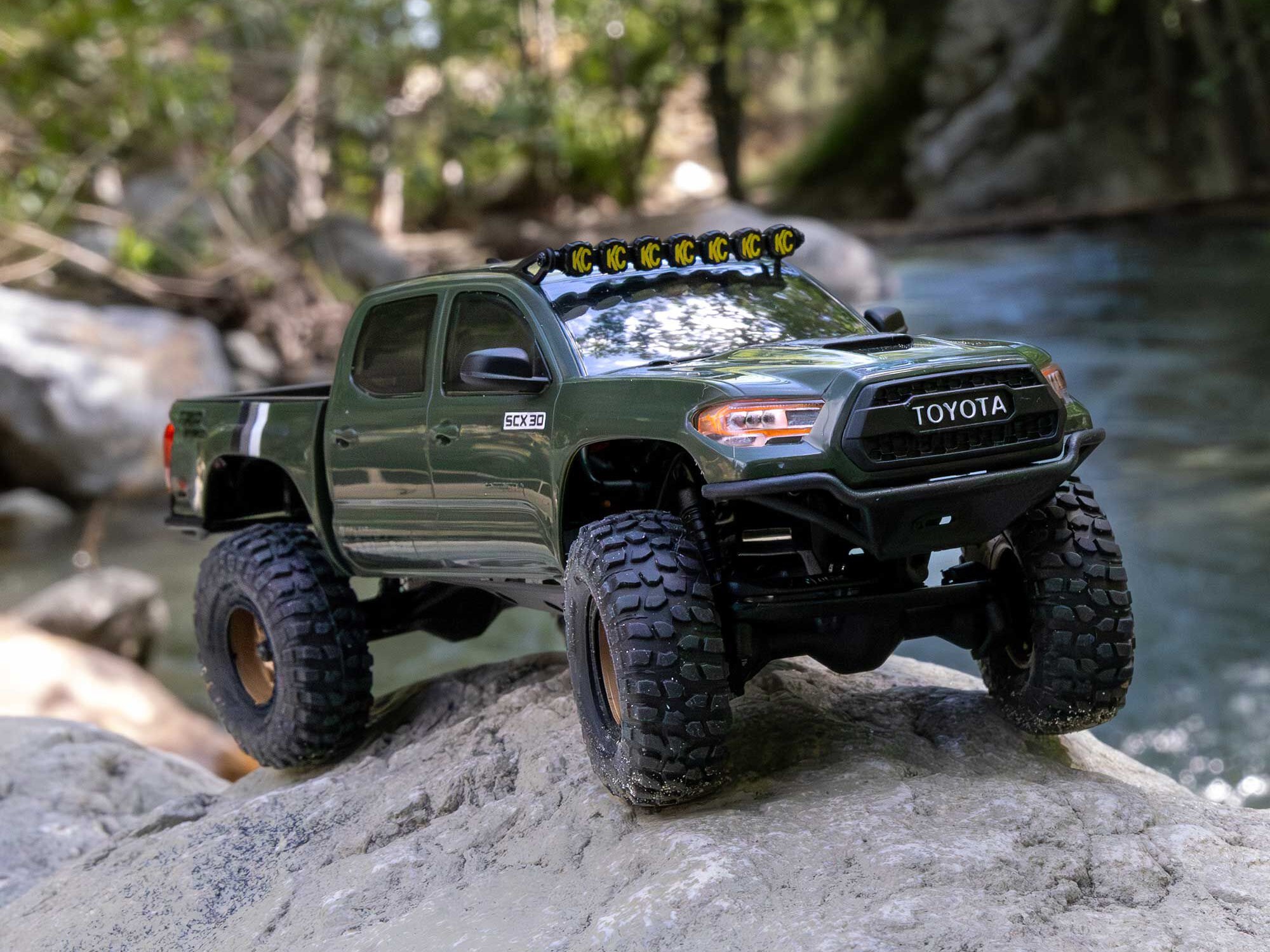 1/30 SCX30 Toyota Tacoma TRD Pro Extreme Off-Road 4X4 RTR-28