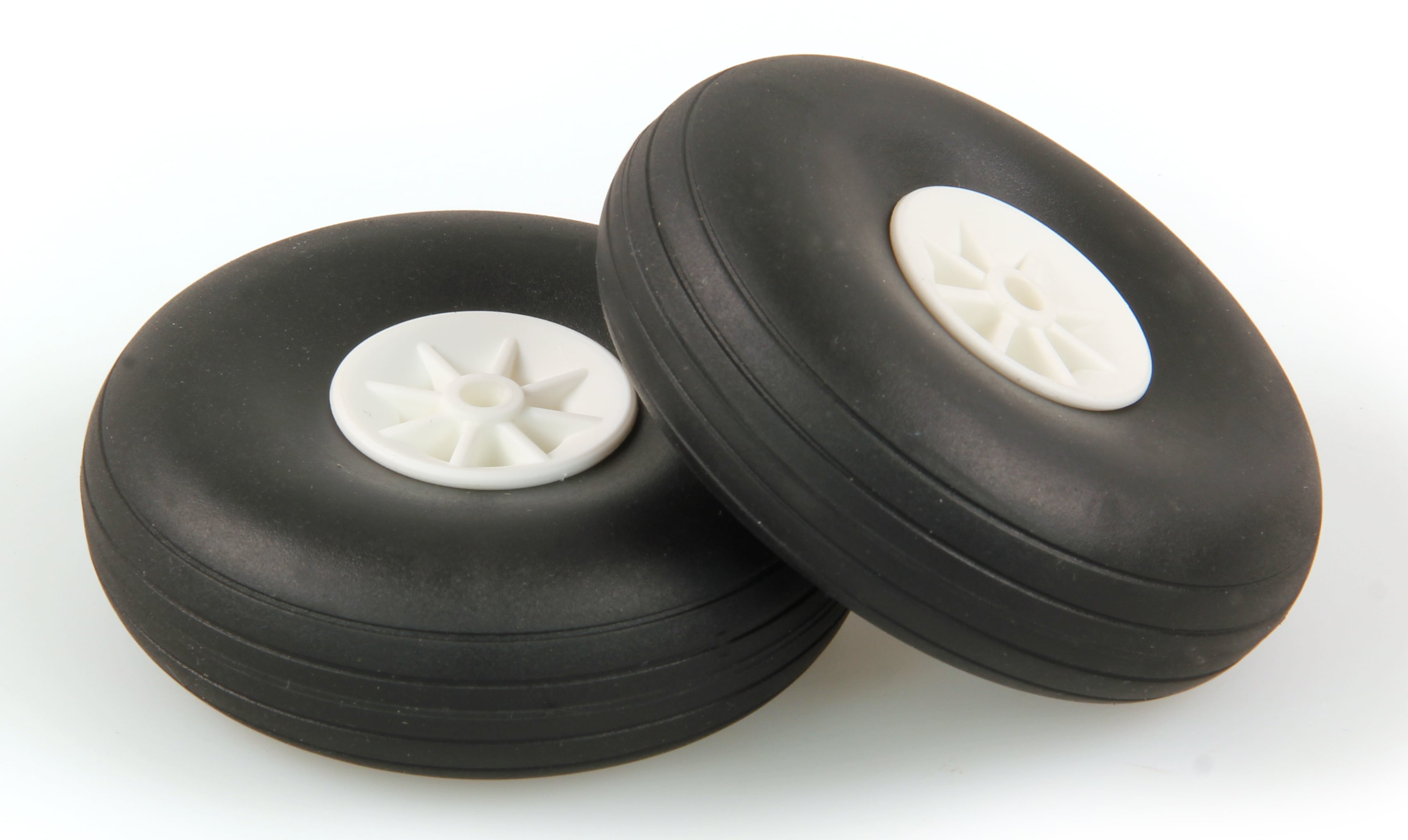 2.3/4in - (69mm) White Wheels (2 pcs)
