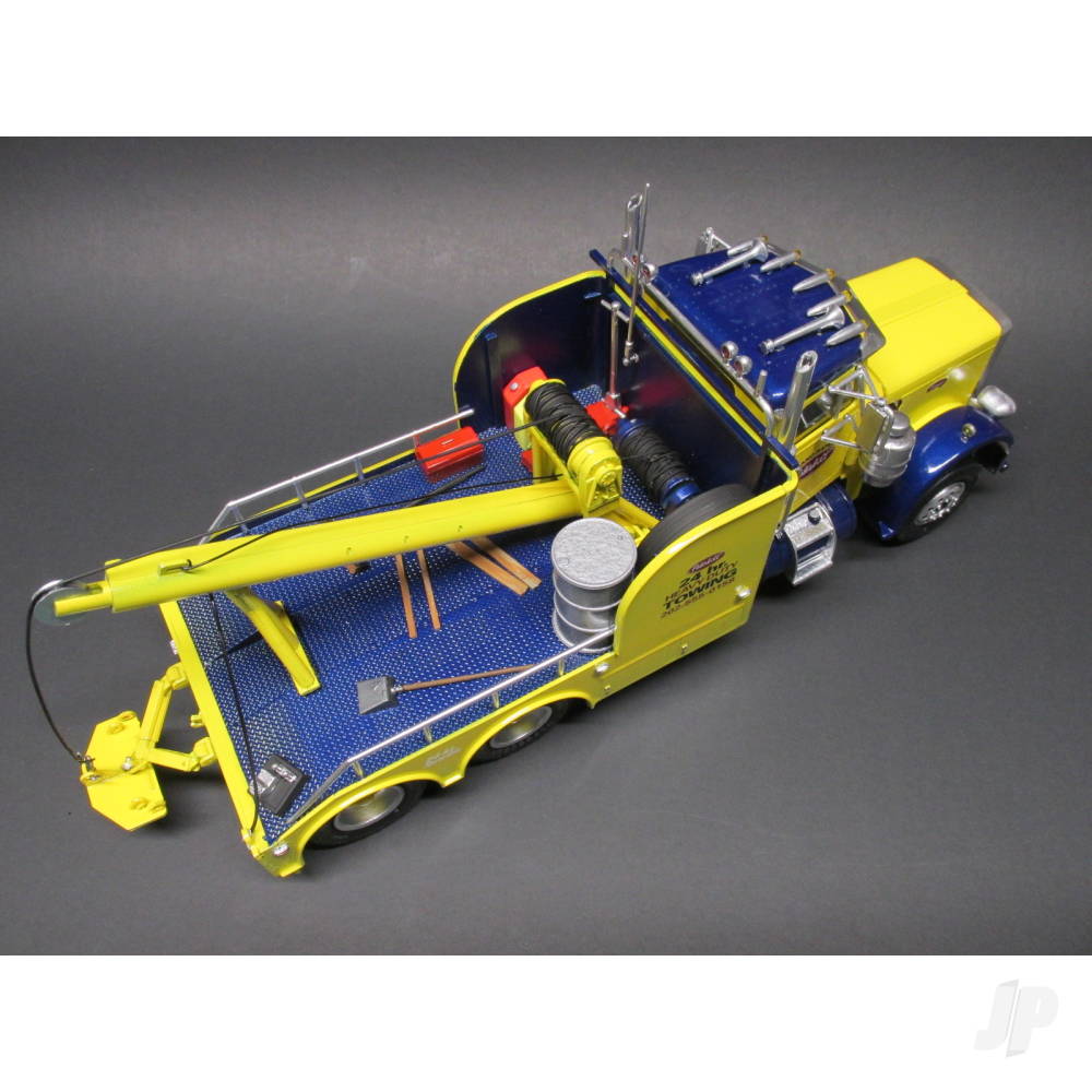 Peterbilt 359 Wrecker-5