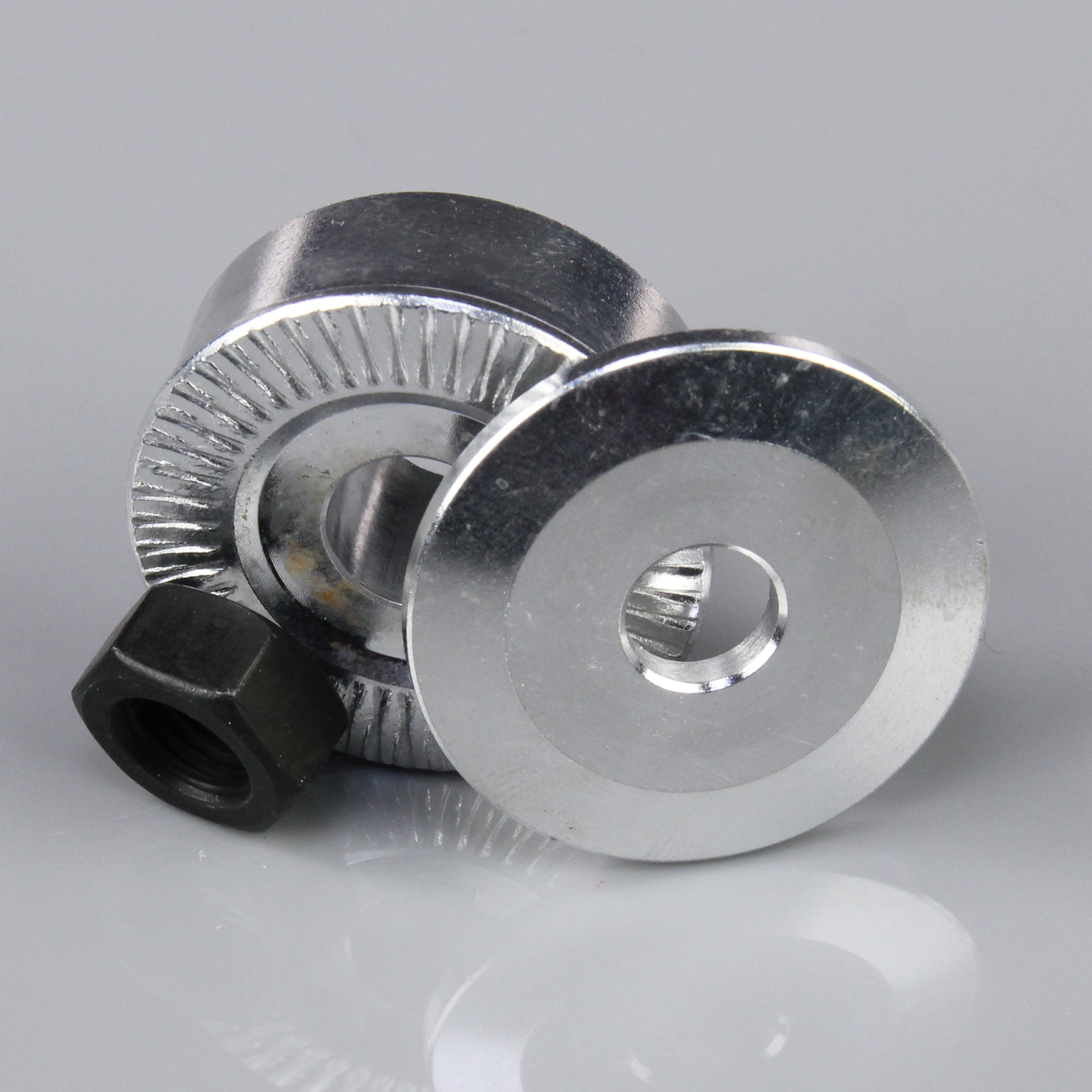 Prop Hub Accessories including Nut / Washer / Drive (fits 20cc Twin)