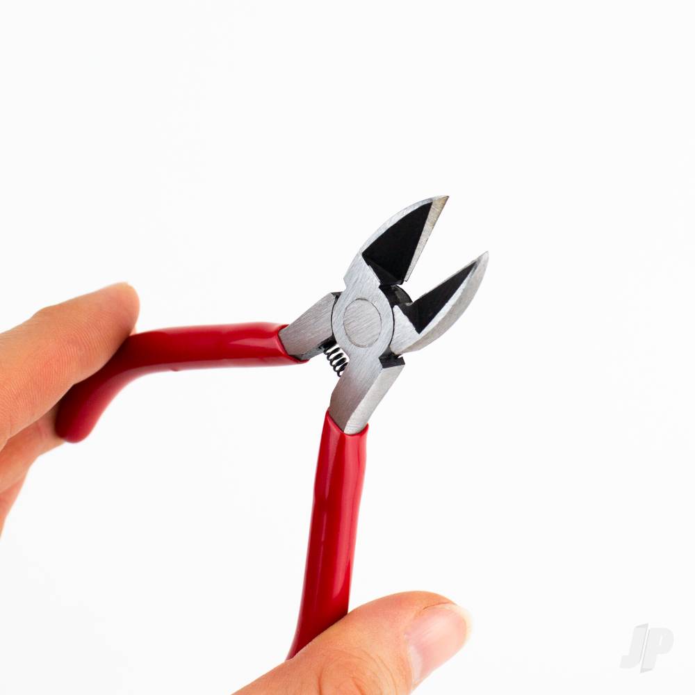 4.5in Spring Loaded Soft Grip Wire Cutter (Carded)-5