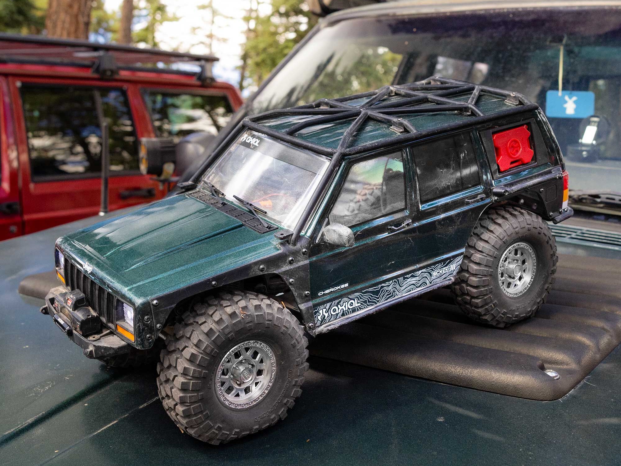 1/10 SCX10 III Jeep Cherokee XJ 4X4 RTR Rock Crawler, Green-26