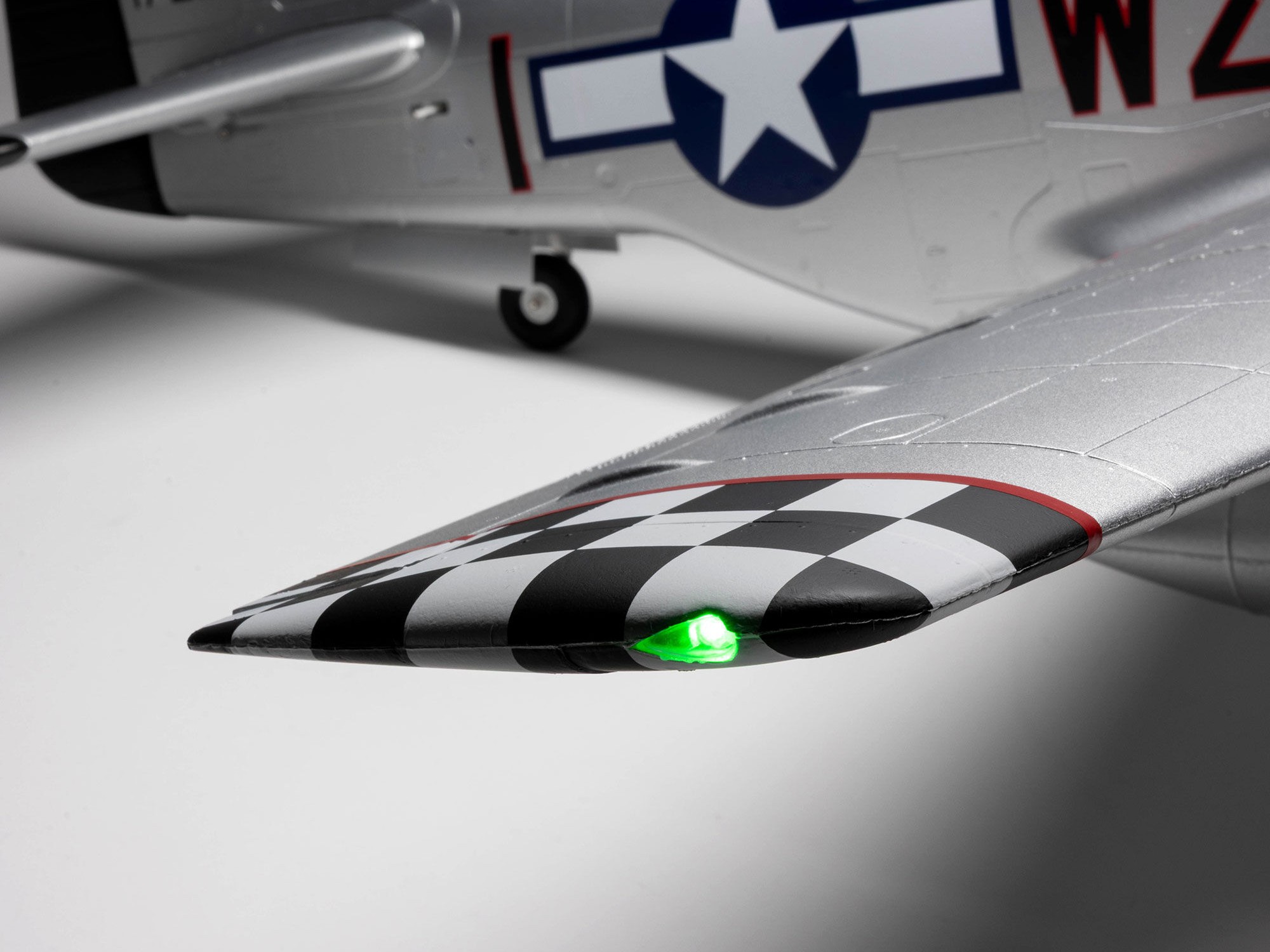 P-51D Mustang "Big Beautiful Doll" 1.5m PNP-25