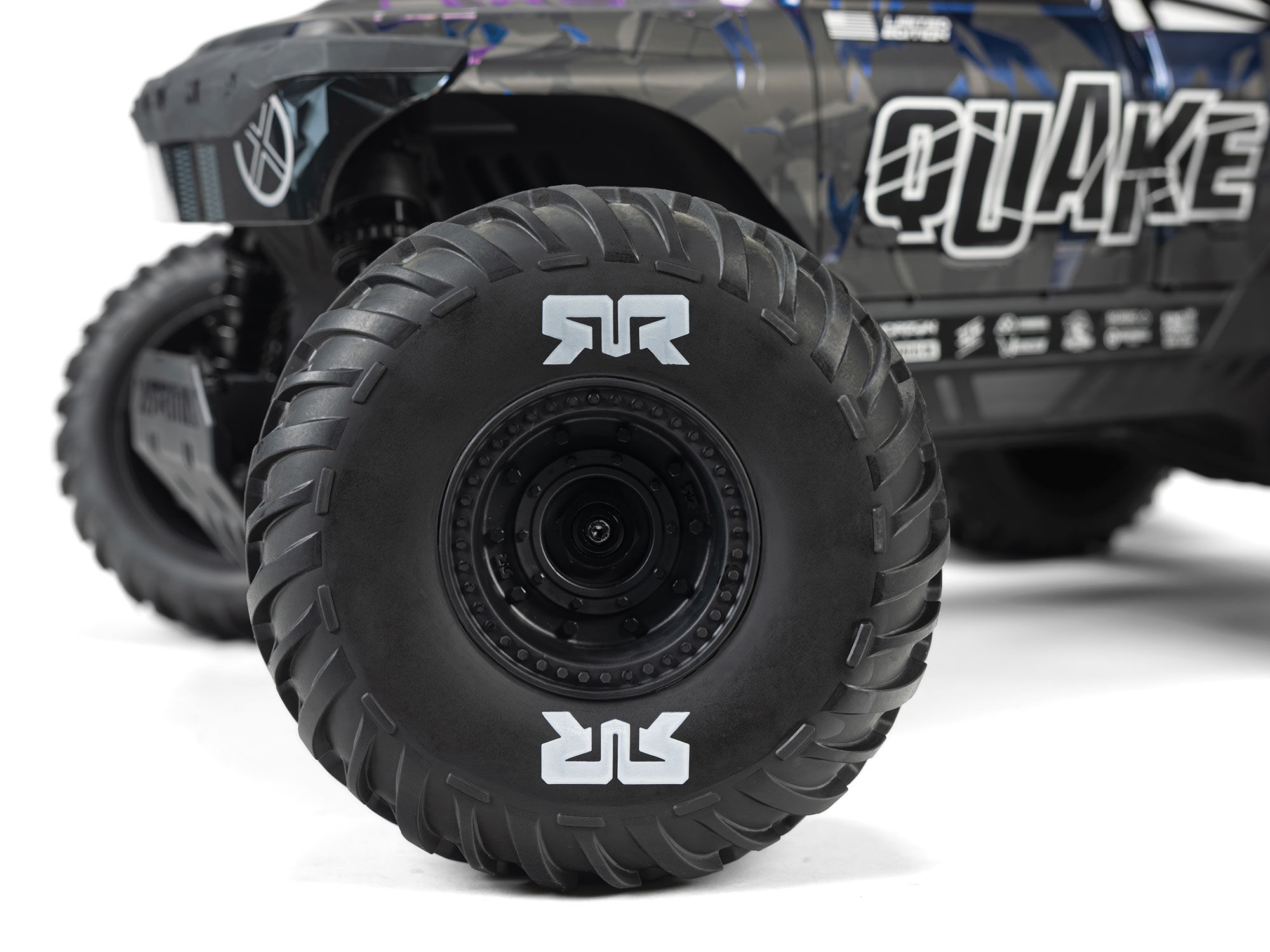 1/8 QUAKE 4S DSC 4X4 RTR Monter Truck, LE Black/Pearl-16