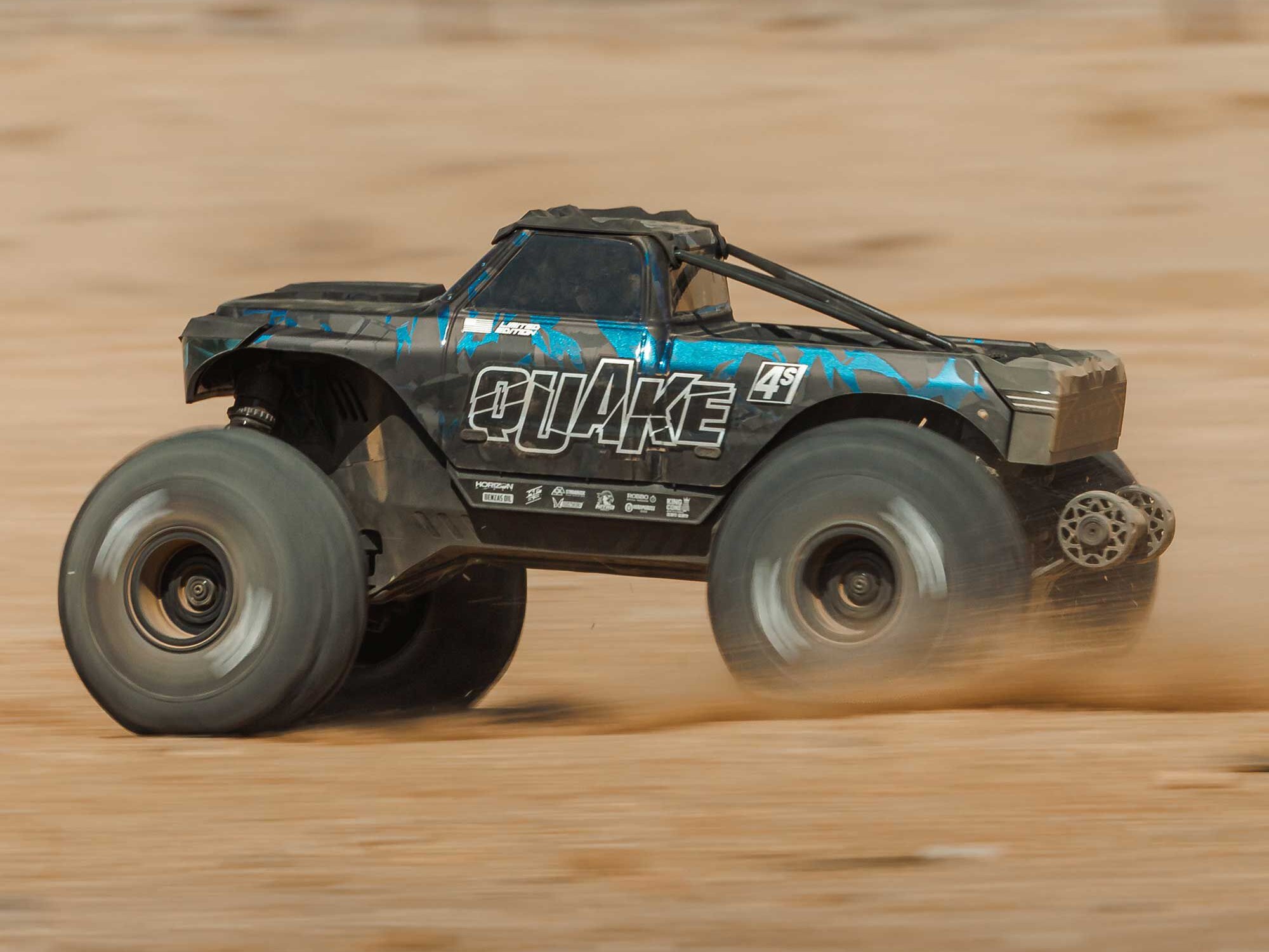 1/8 QUAKE 4S DSC 4X4 RTR Monter Truck, LE Black/Pearl-25