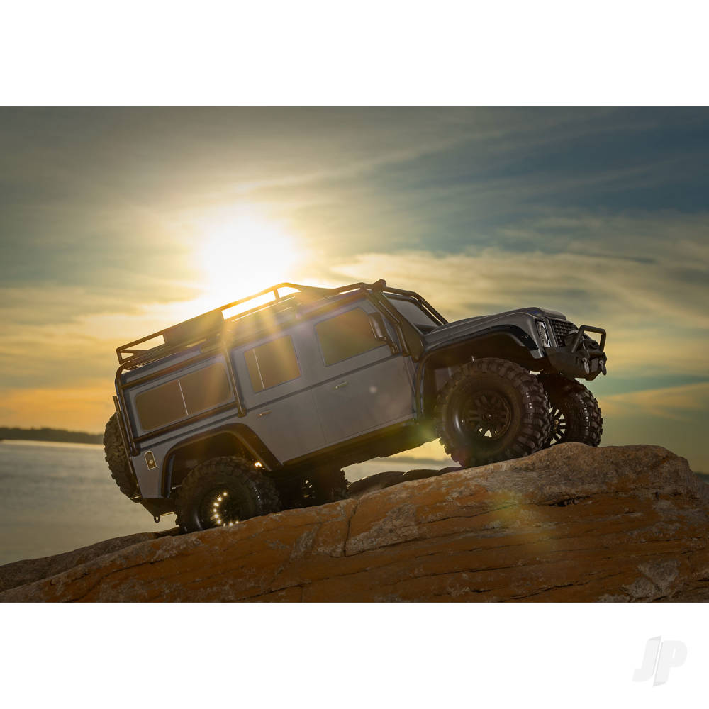 Traxxas TRX-4 Land Rover Defender 1:10 4X4 Electric Trail Crawler, Silver (+ TQi 4-ch, XL-5 HV, Titan 550, Clipless Body)-14