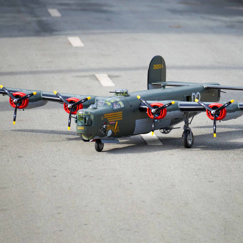 9x7 3-Blade - Propeller-12