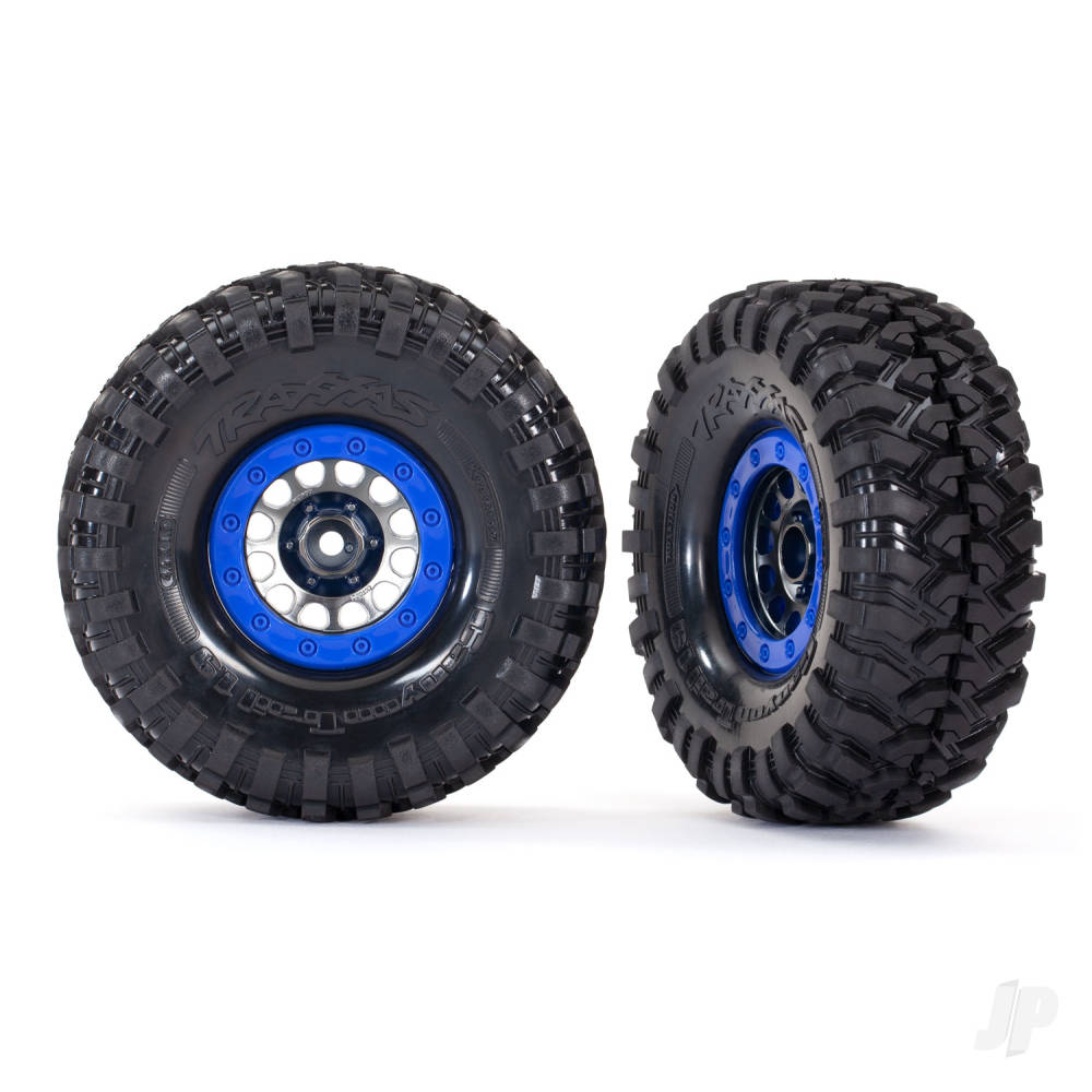 Traxxas Tyres & Wheels, Assembled, Glued (Method 105 1.9' Black Chrome, Blue beadlock style wheels, Canyon Trail 4.6x1.9' tyres, foam inserts) (1 left, 1 right)