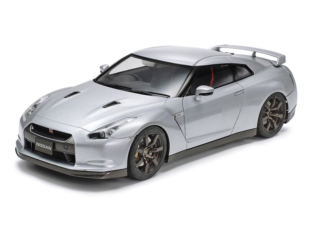 tamiya-nissan-gtr