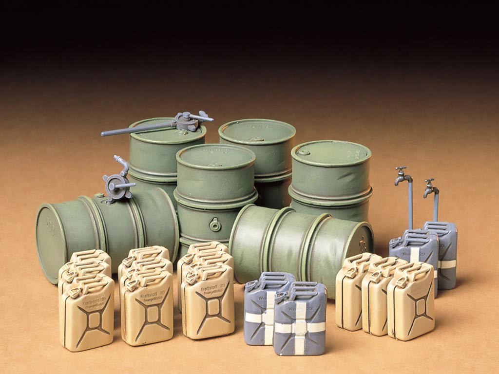tamiya-german-fuel-drums-jerry-cans-set