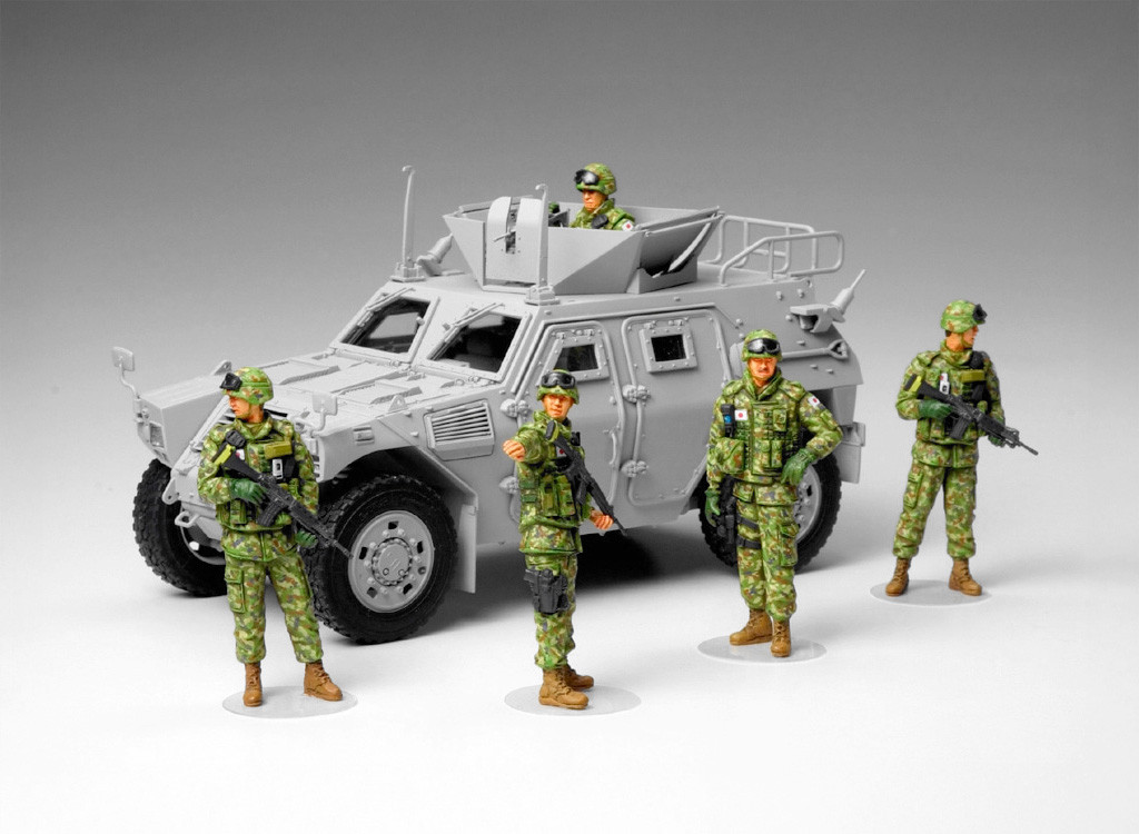 tamiya-jgsdf-iraq-humanitarian-assistance-team-figures