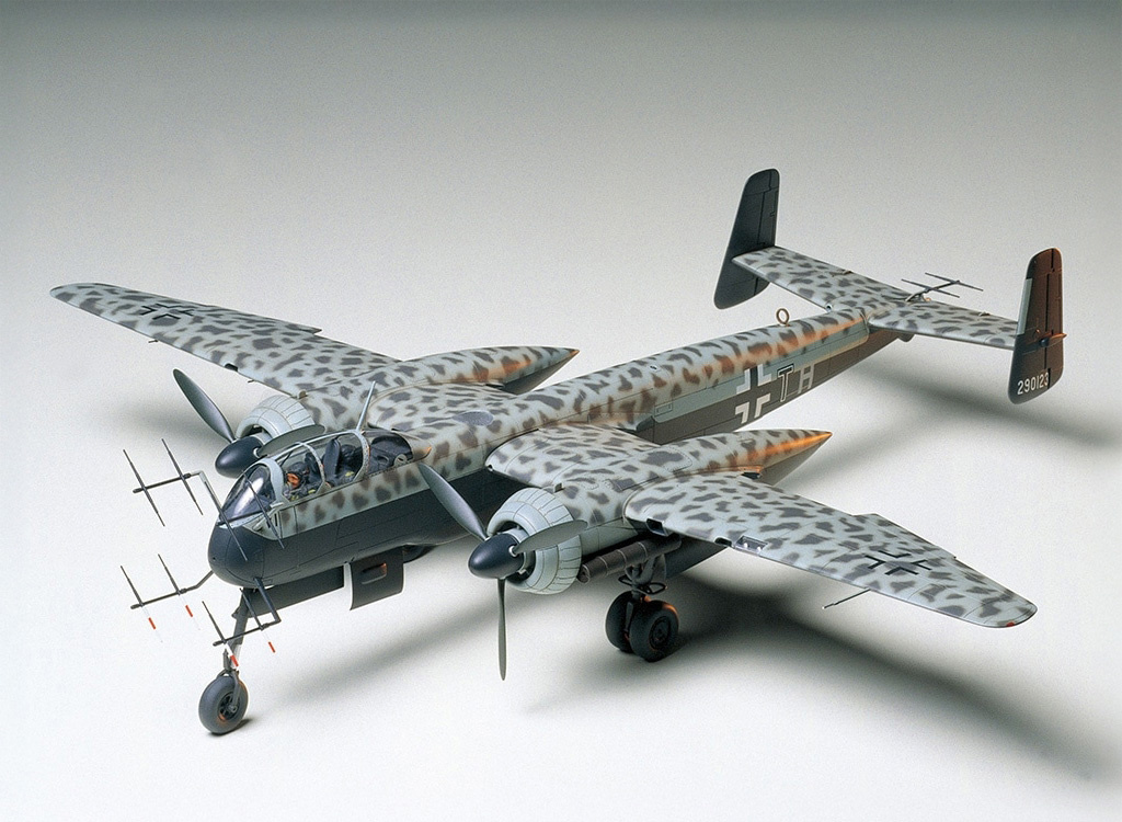 Tamiya HEINKEL HE219 UHU