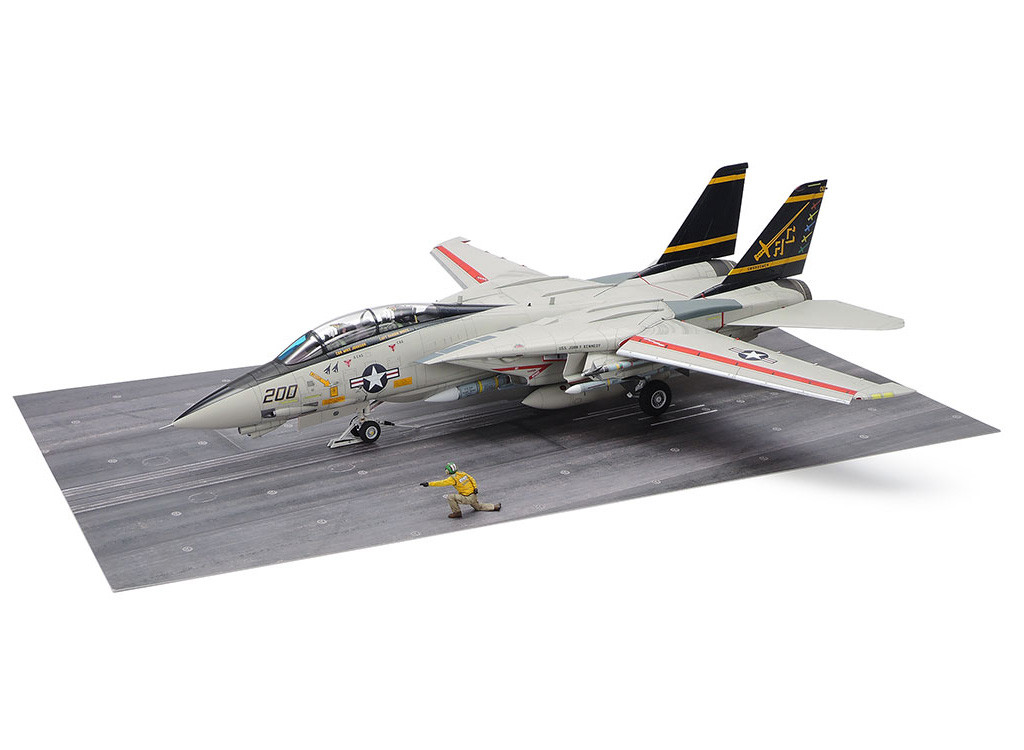 Tamiya 1/48 Grumman F-14A Tomcat (Late Model) Carrier Launch Set