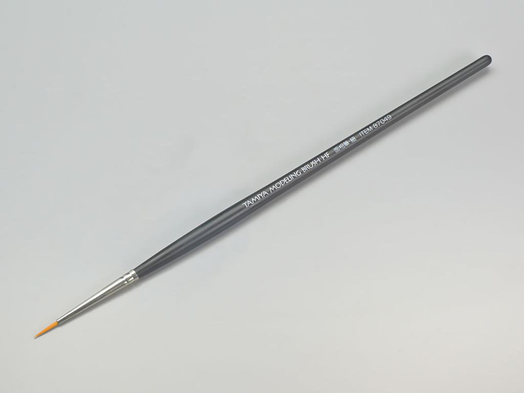 tamiya-high-finish-pointed-fine-brush